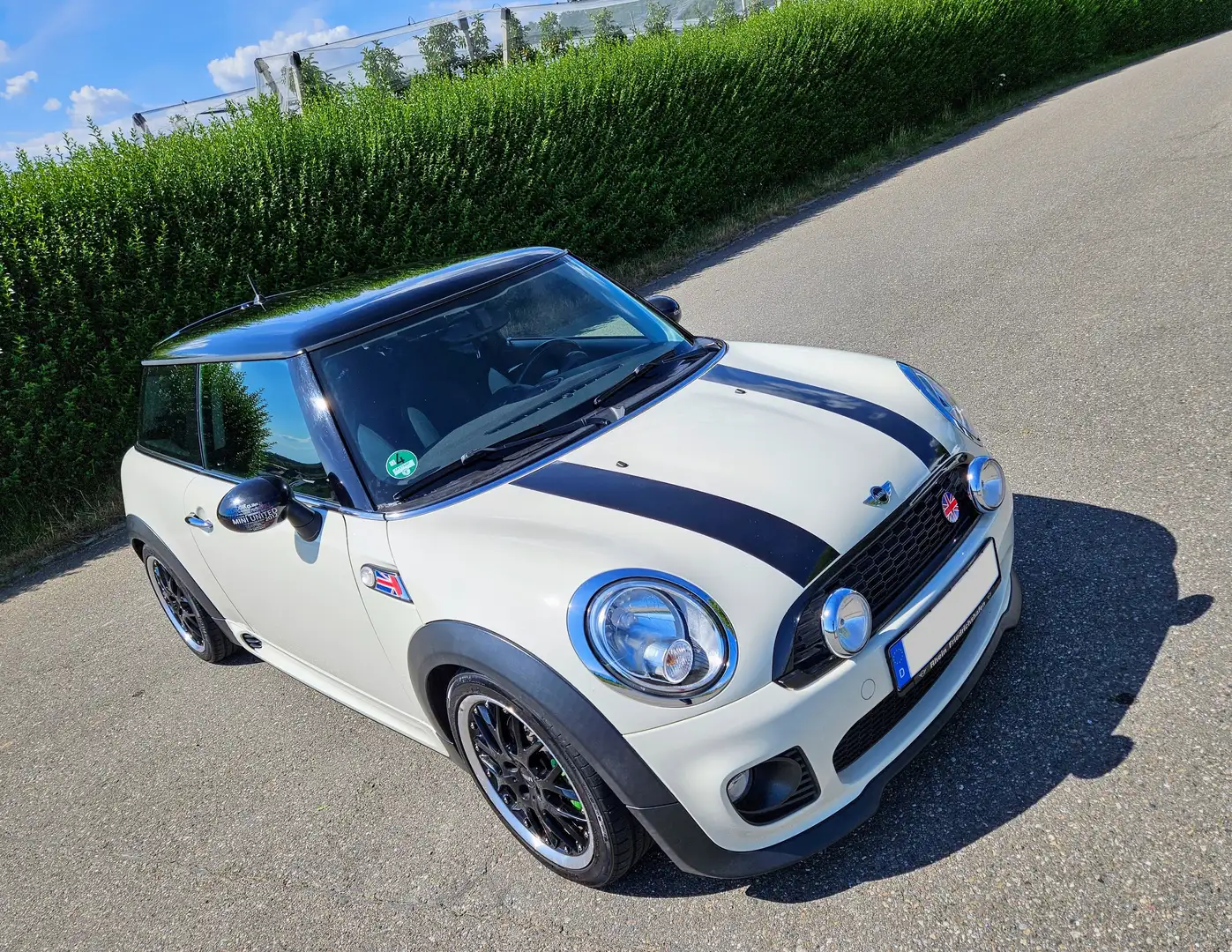 MINI Cooper R56 JCW-Kit 17" tiefer Leder Klima SH-gepfl. 8fach Weiß - 1