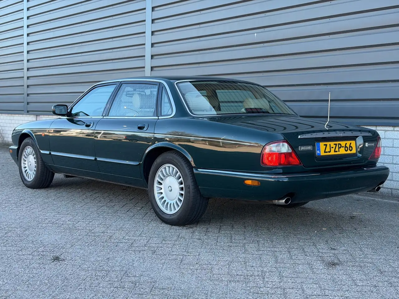 Jaguar XJ 3.2 V8 Executive Uniek 143.000KM Automaat NAP!!, foto 5