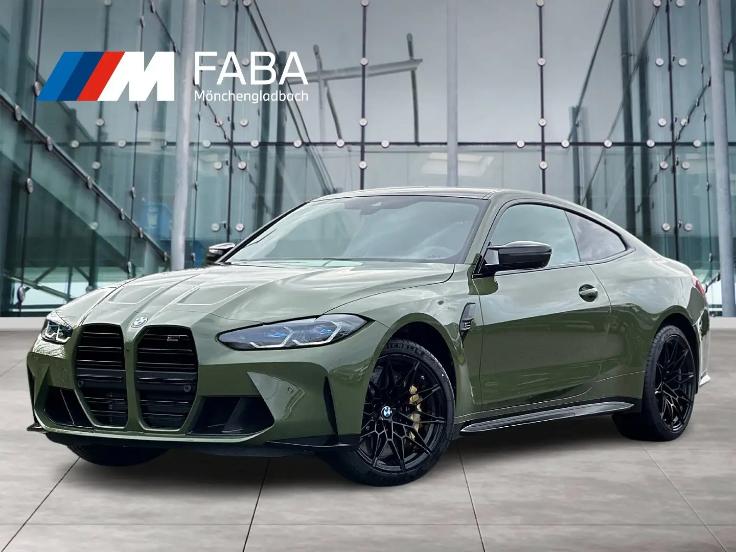 BMW M4 Competition Coupé mit M xDr M Drivers P. DAB Zelená - 1
