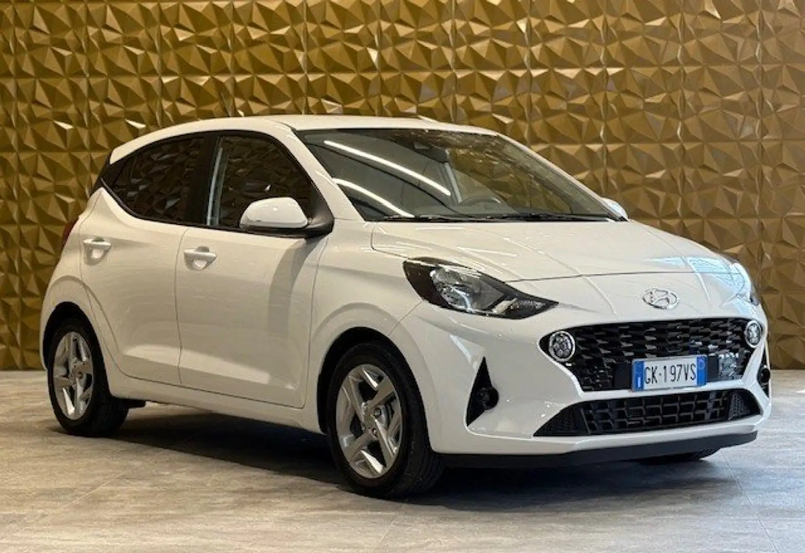 Hyundai i10 i10 1.0 mpi Tech GPL Bianco - 2
