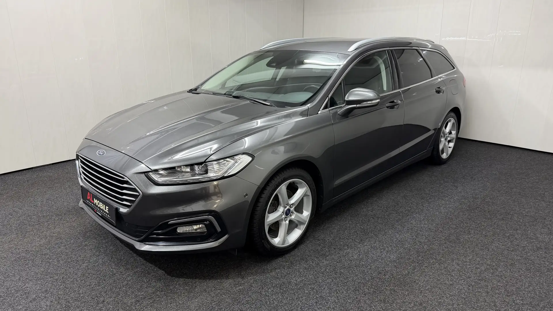 Ford Mondeo Titanium 2.0 DTCi Automatik LED NAVI AHK TEMP RFK Gris - 1