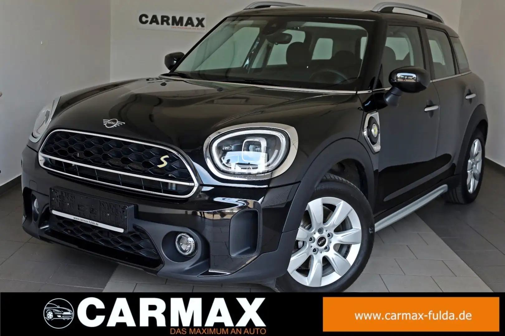 MINI Cooper SE Countryman All4 Hybrid Trim ,Navi,LED Schwarz - 1