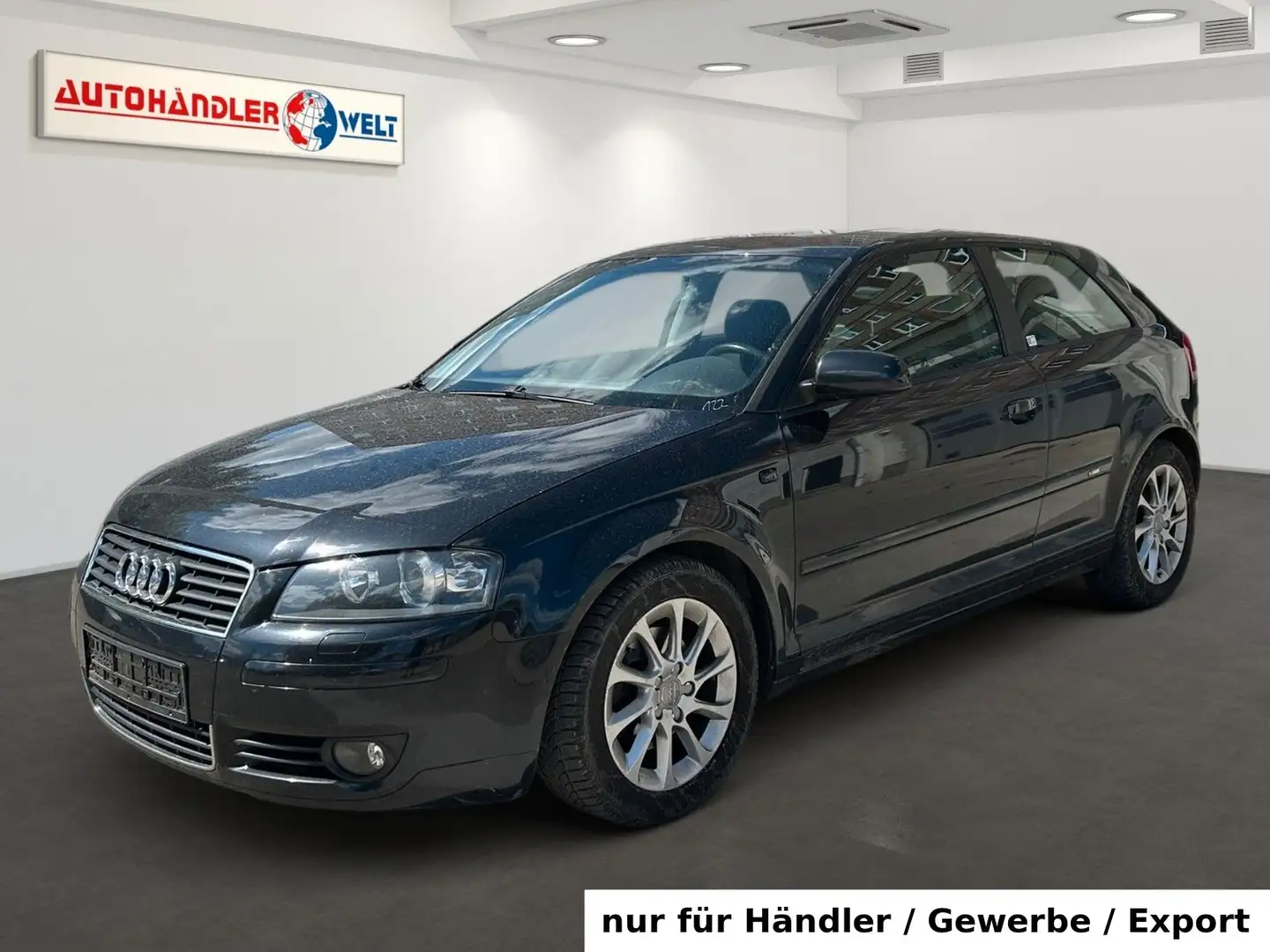 Audi A3 2.0i Automatik AAC Xenon SHZ Navi PDC Black - 1