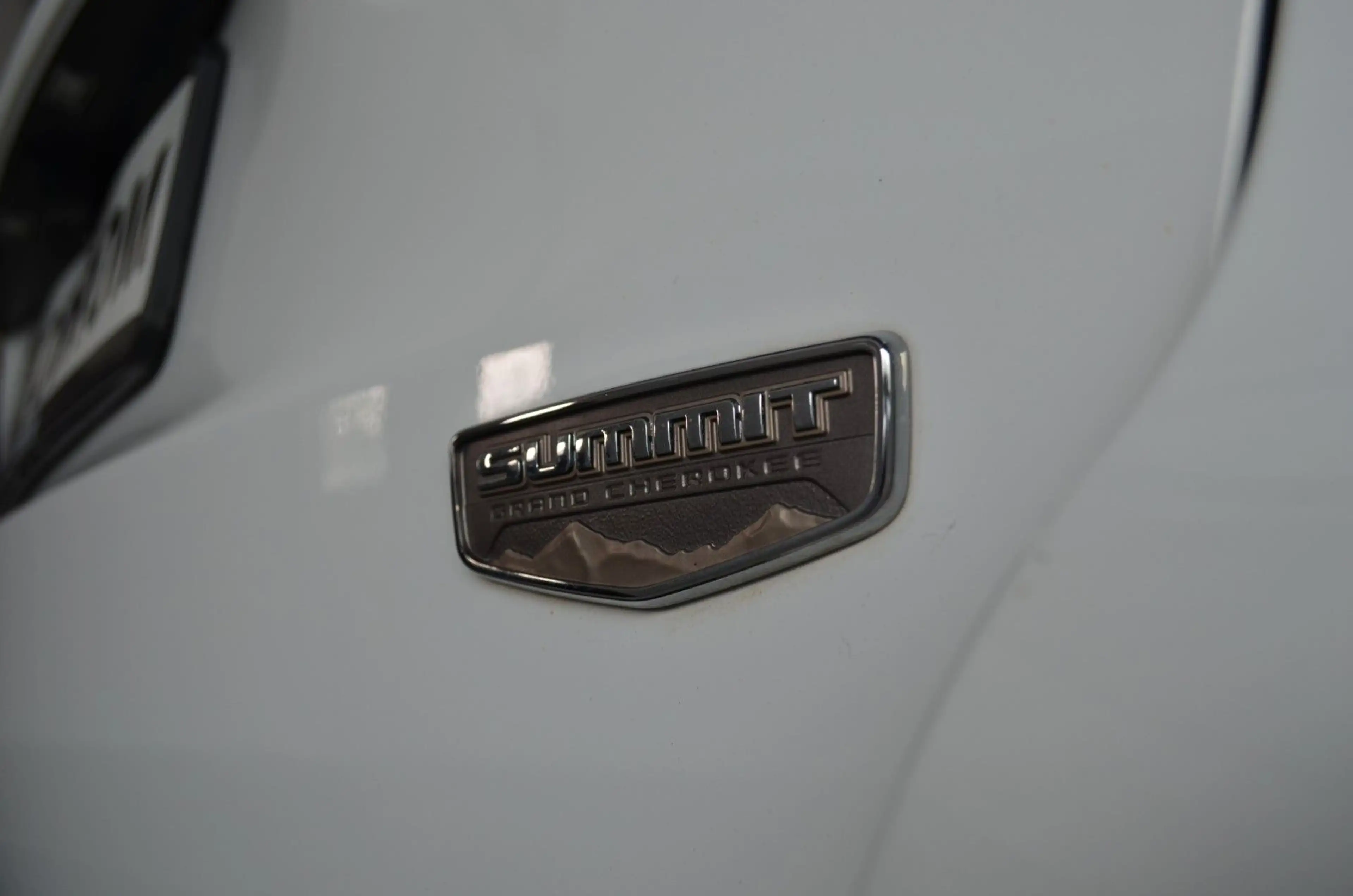 Jeep Grand Cherokee 3.0 CRD Summit H&K/AHK/Sitzbelüft — photo 9