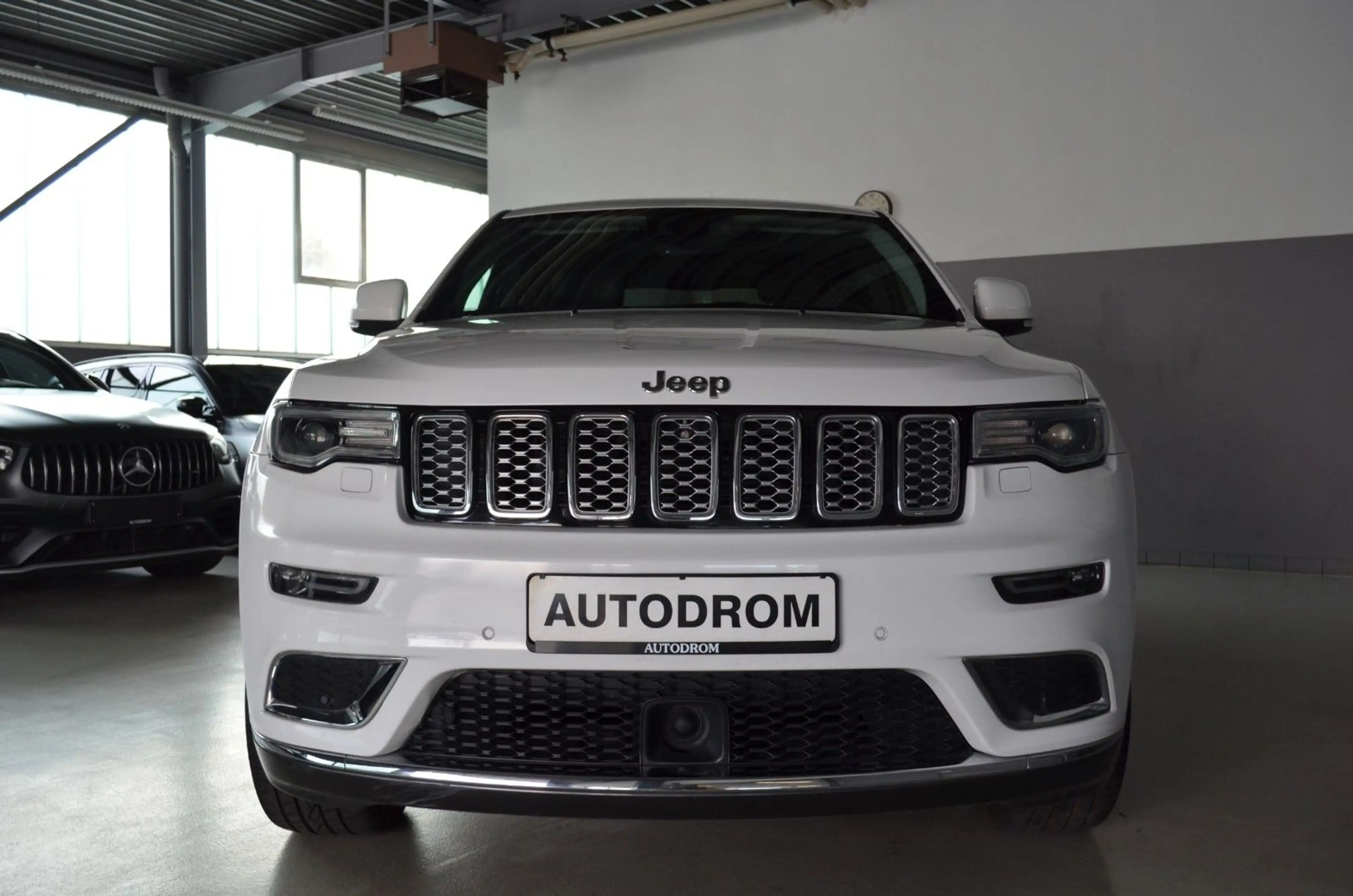 Jeep Grand Cherokee 3.0 CRD Summit H&K/AHK/Sitzbelüft — photo 4