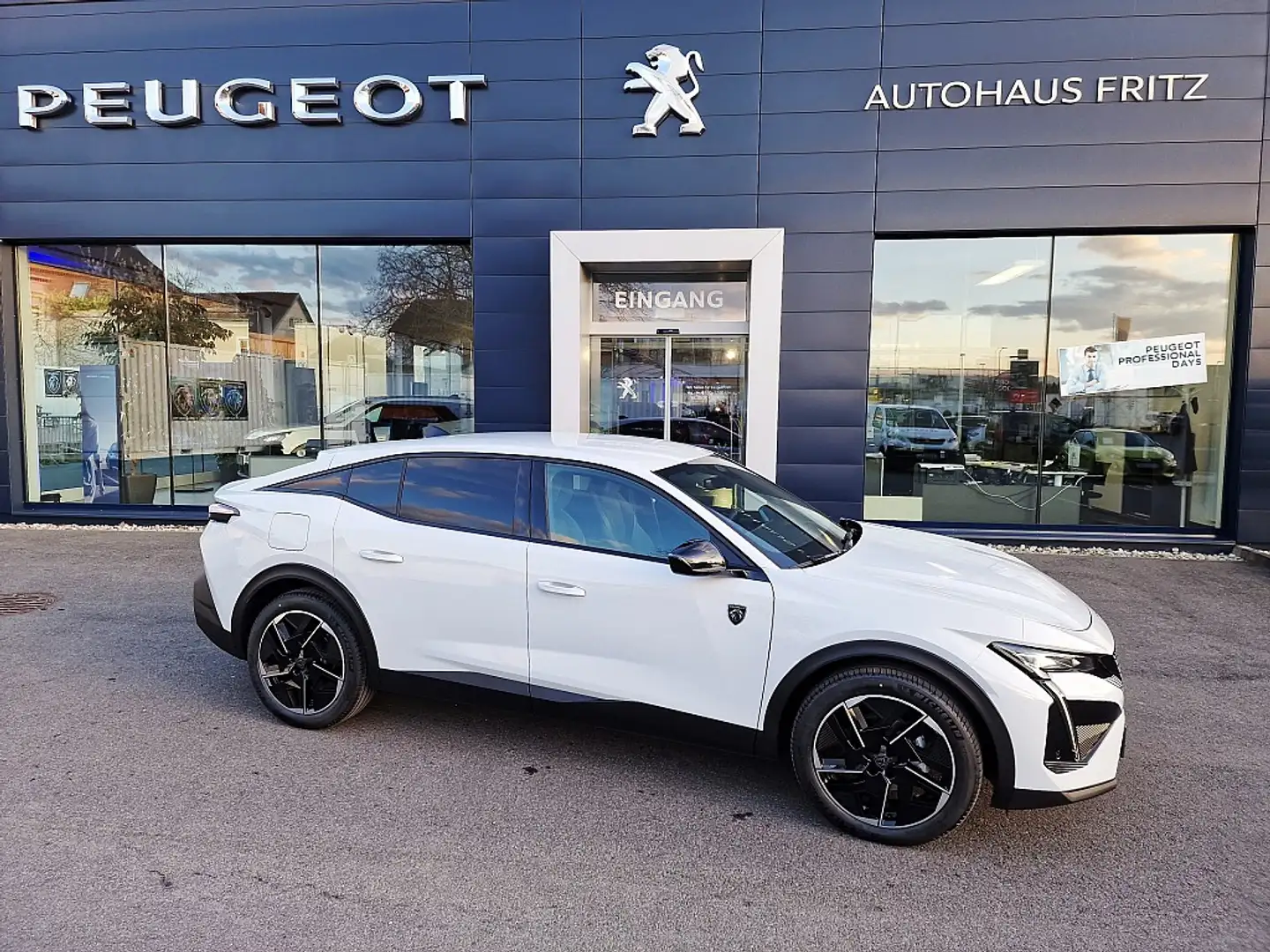 Peugeot 408 GT Plug-In-Hybrid 225 eDCS7 "sofort verfügbar" Weiß - 2