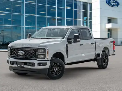White 2026 Ford F-350 Super Duty Pickup Truck Four-Wheel Drive Automatic