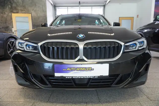 BMW 3 Series view 2