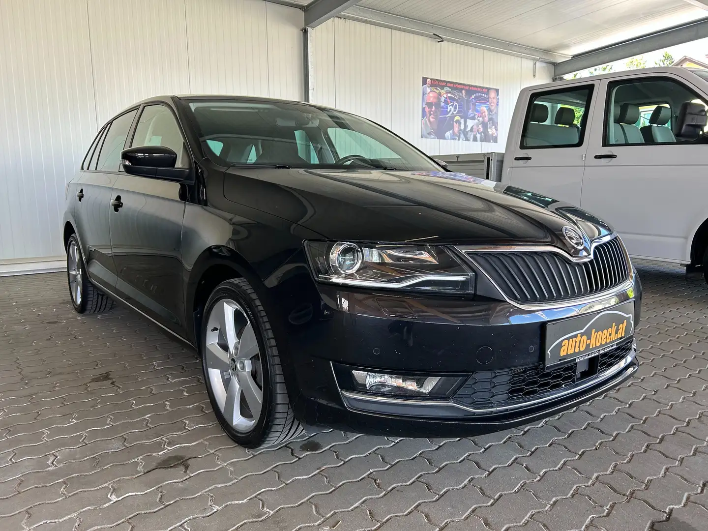 Skoda Rapid/Spaceback Ambition Zwart - 1