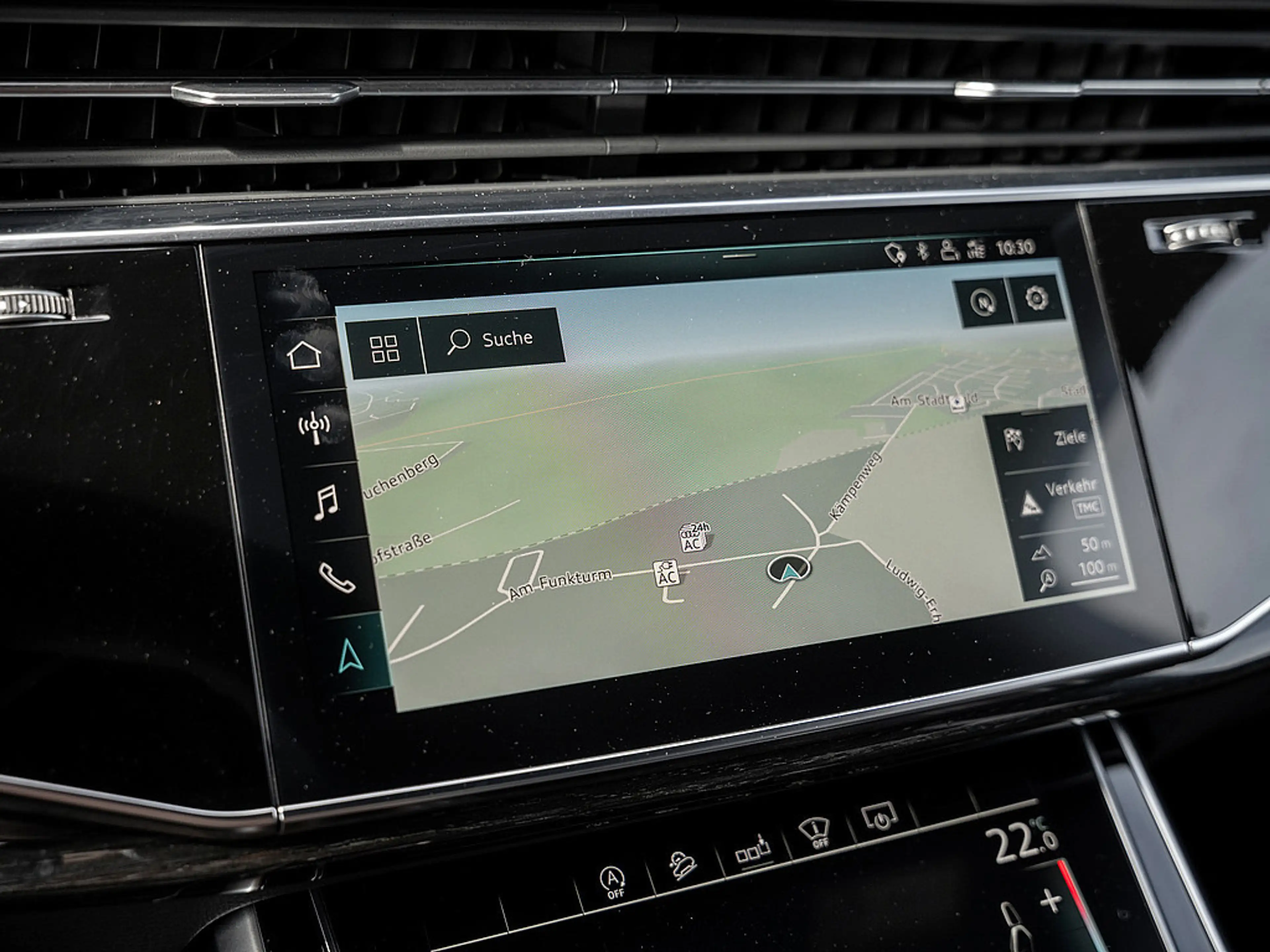 Audi SQ7 4.0 TDI quattro AHK HUD MATRIX STHZG 360° — photo 8