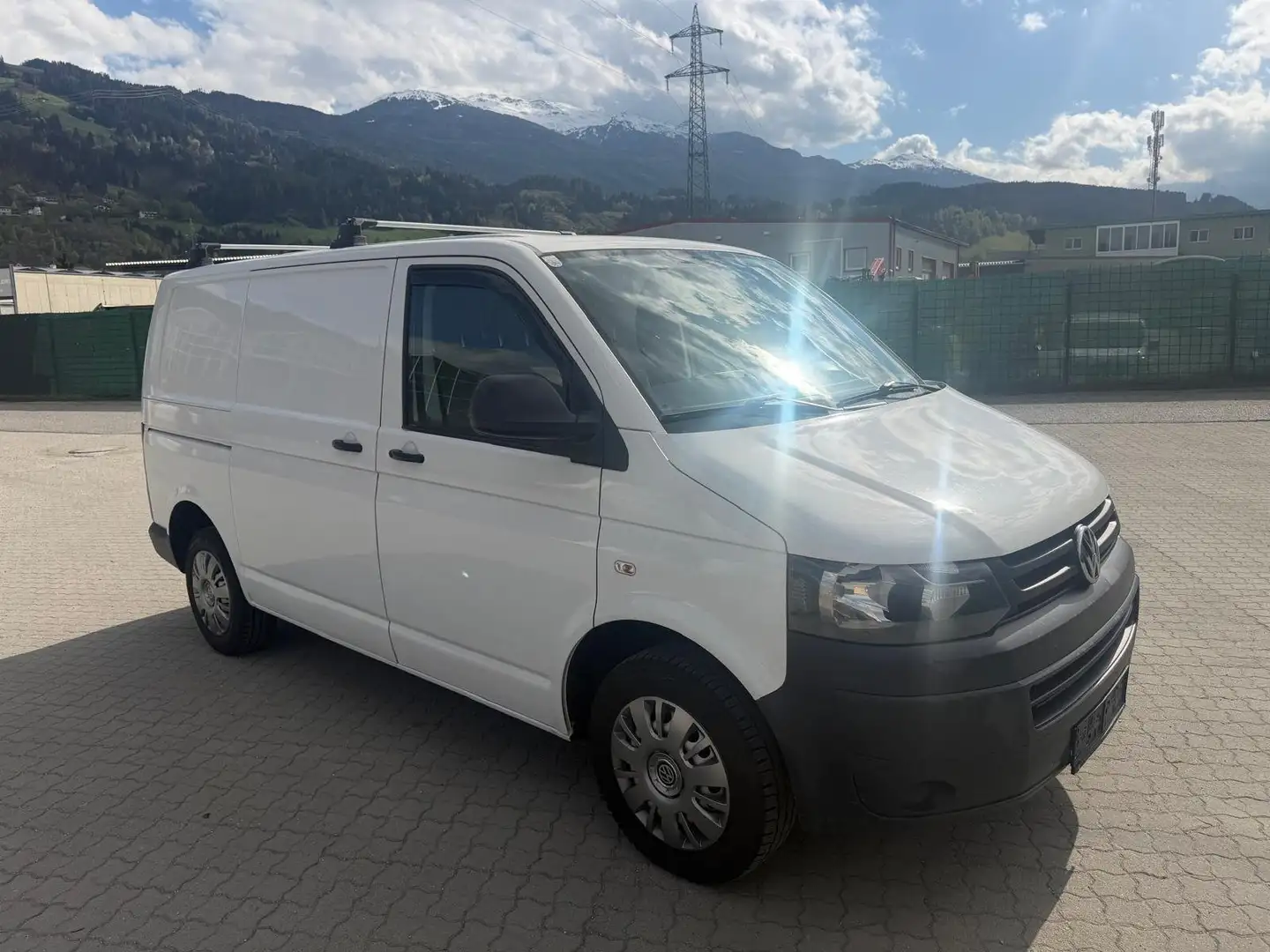 Volkswagen T5 Transporter Kasten Weiß - 2