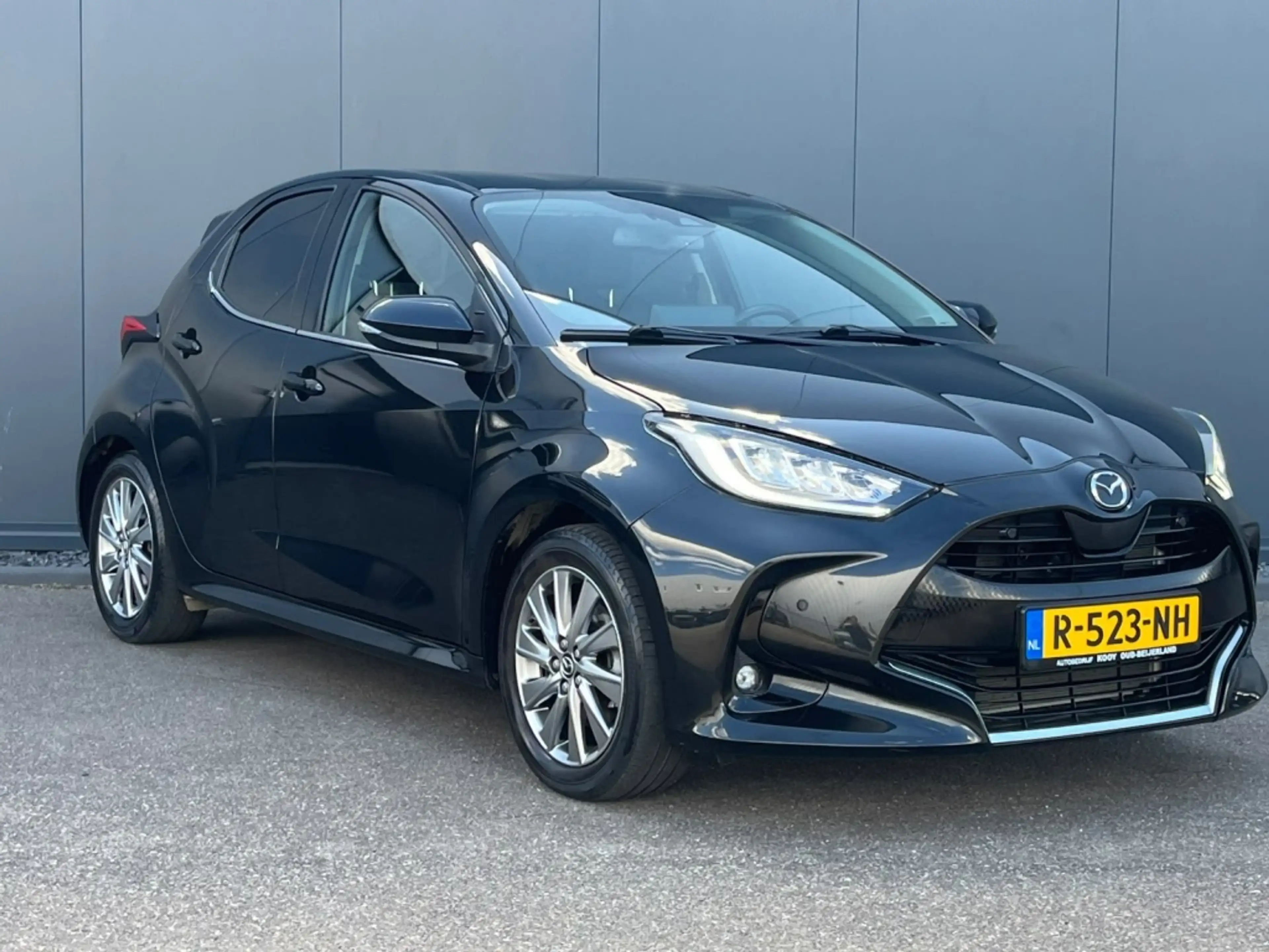 Mazda 2 Hybrid 1.5 Select / Complete uitvoering / Afneemba — photo 10