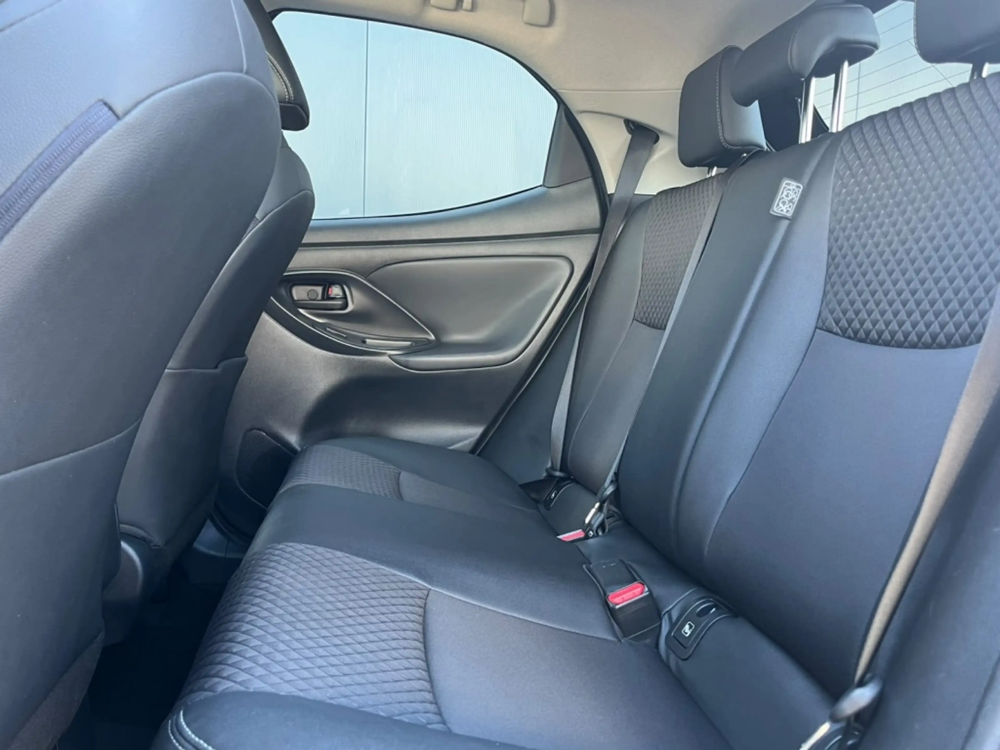 Mazda 2 Hybrid 1.5 Select / Complete uitvoering / Afneemba — photo 20