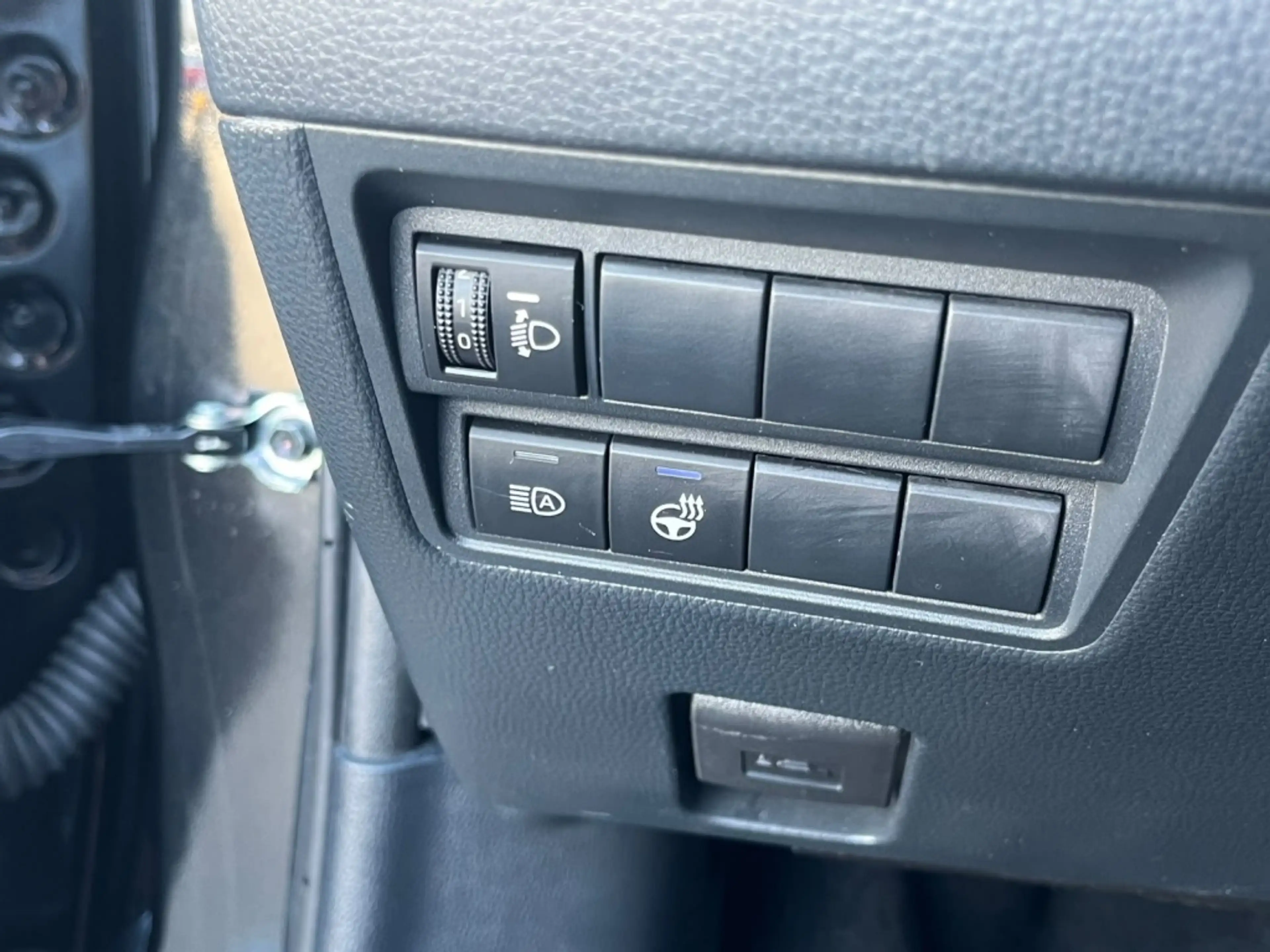 Mazda 2 Hybrid 1.5 Select / Complete uitvoering / Afneemba — photo 22