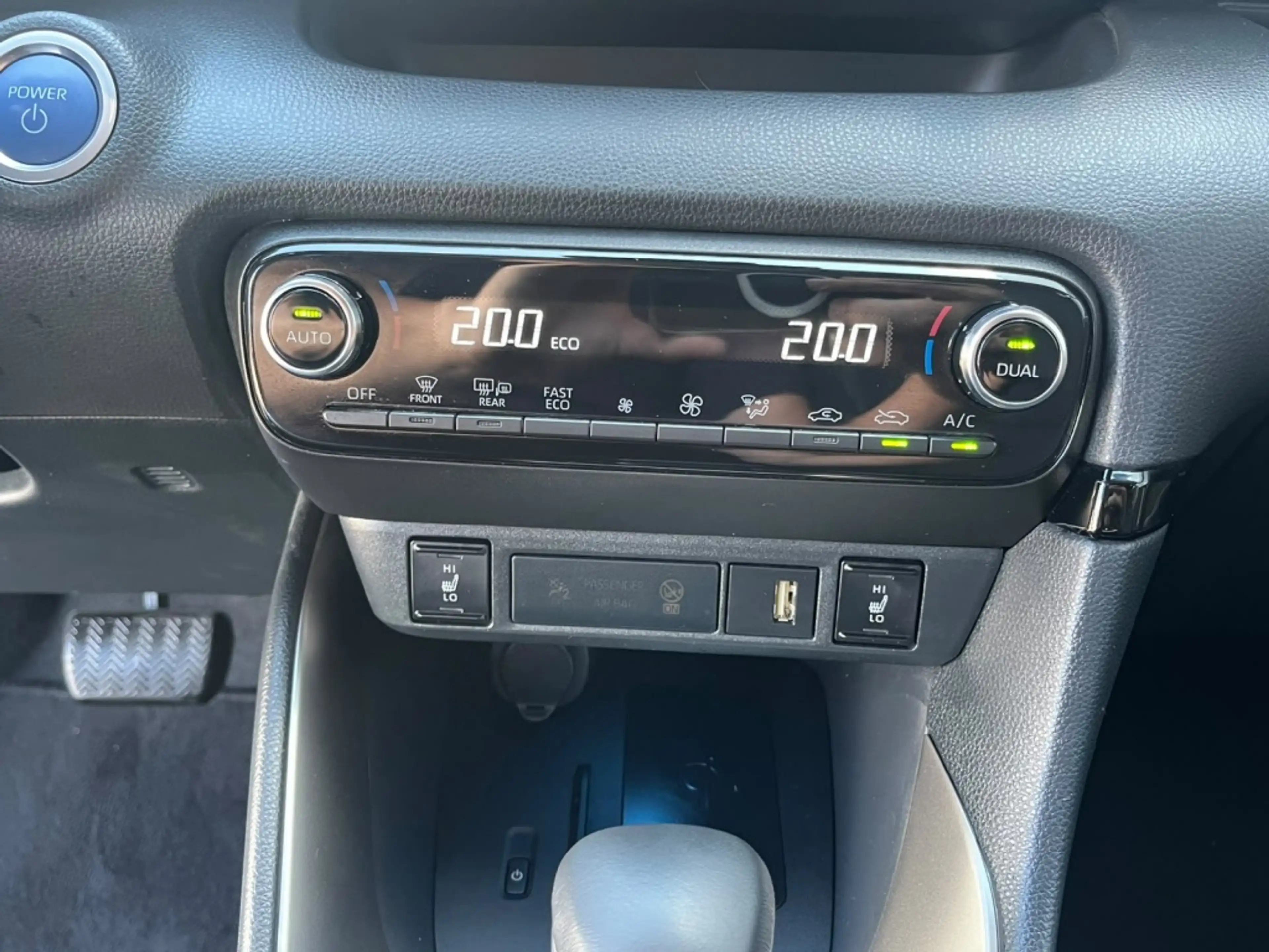 Mazda 2 Hybrid 1.5 Select / Complete uitvoering / Afneemba — photo 18