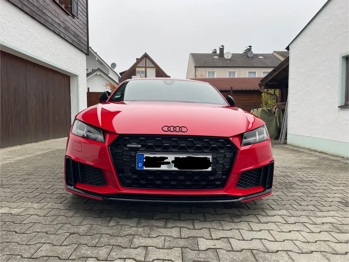 Audi TT Coupe 45 TFSI quattro S tronic Competiton+Garantie Rot - 2