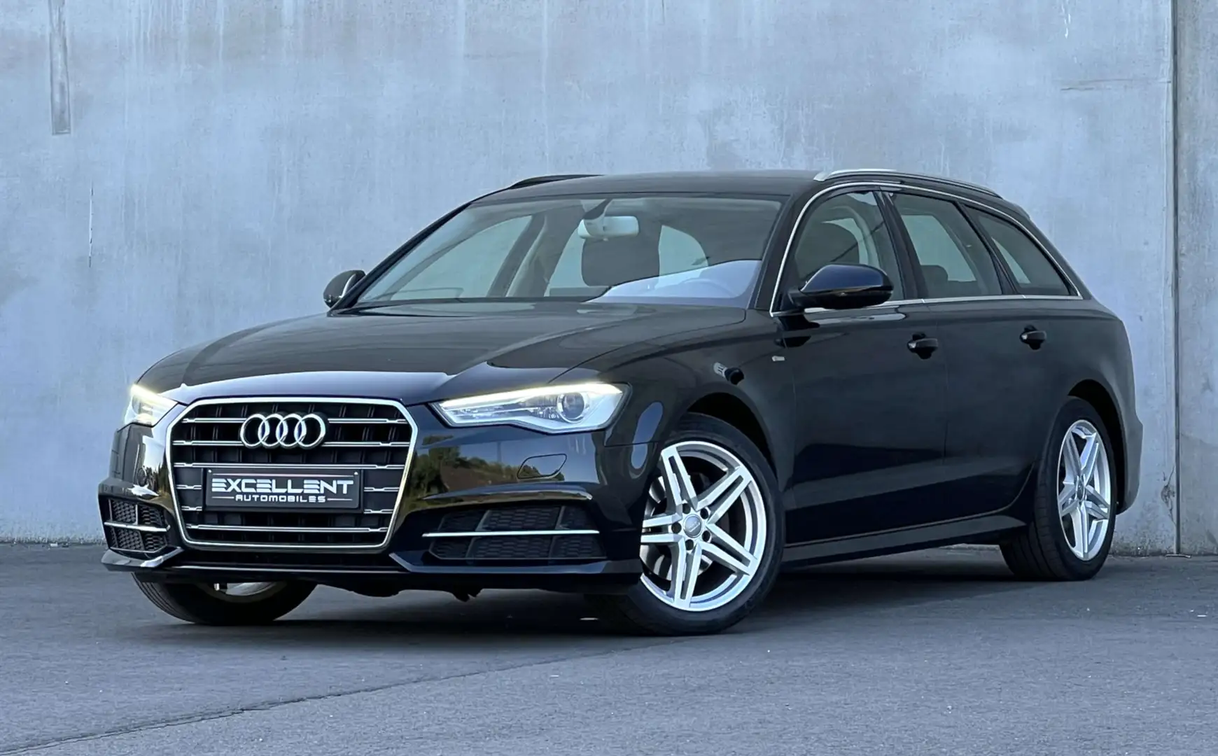 Audi A6 Avant 2.0 TDi/S line/BOITE AUTO/BLUETOOTH/GARANTIE Noir - 1