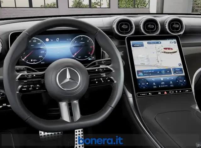 Mercedes-Benz GLC view 5
