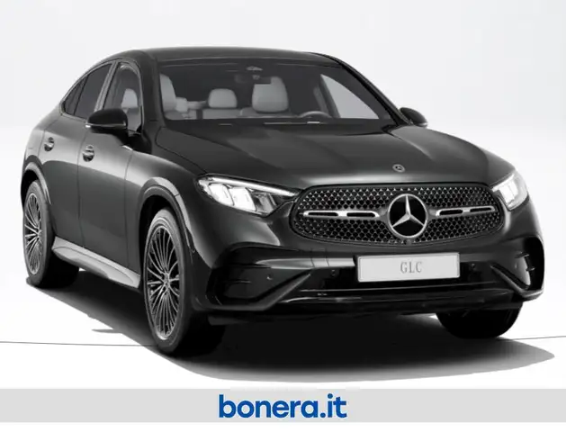 Mercedes-Benz GLC view 2