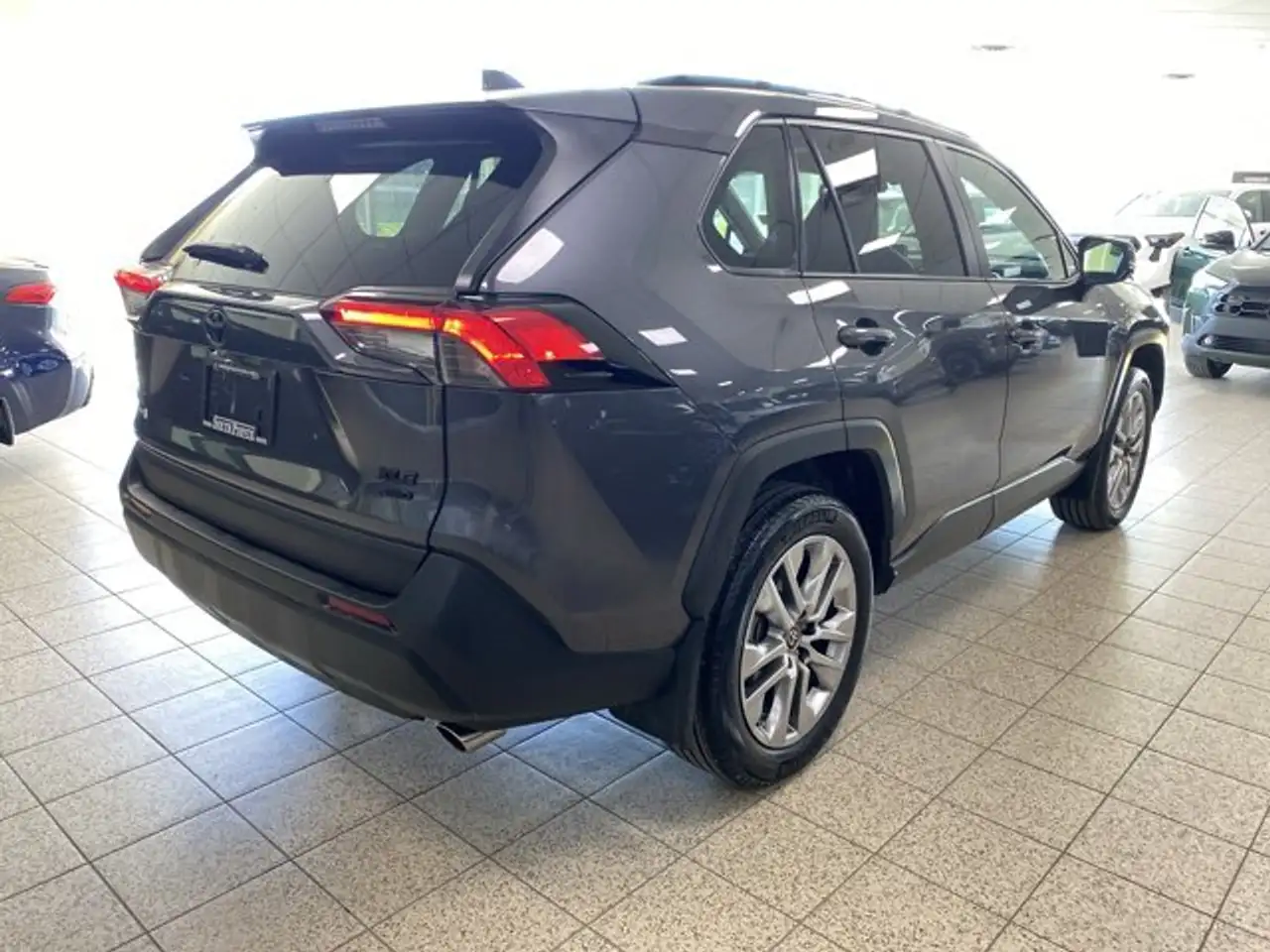 Toyota RAV 4 снимка Toyota RAV 4