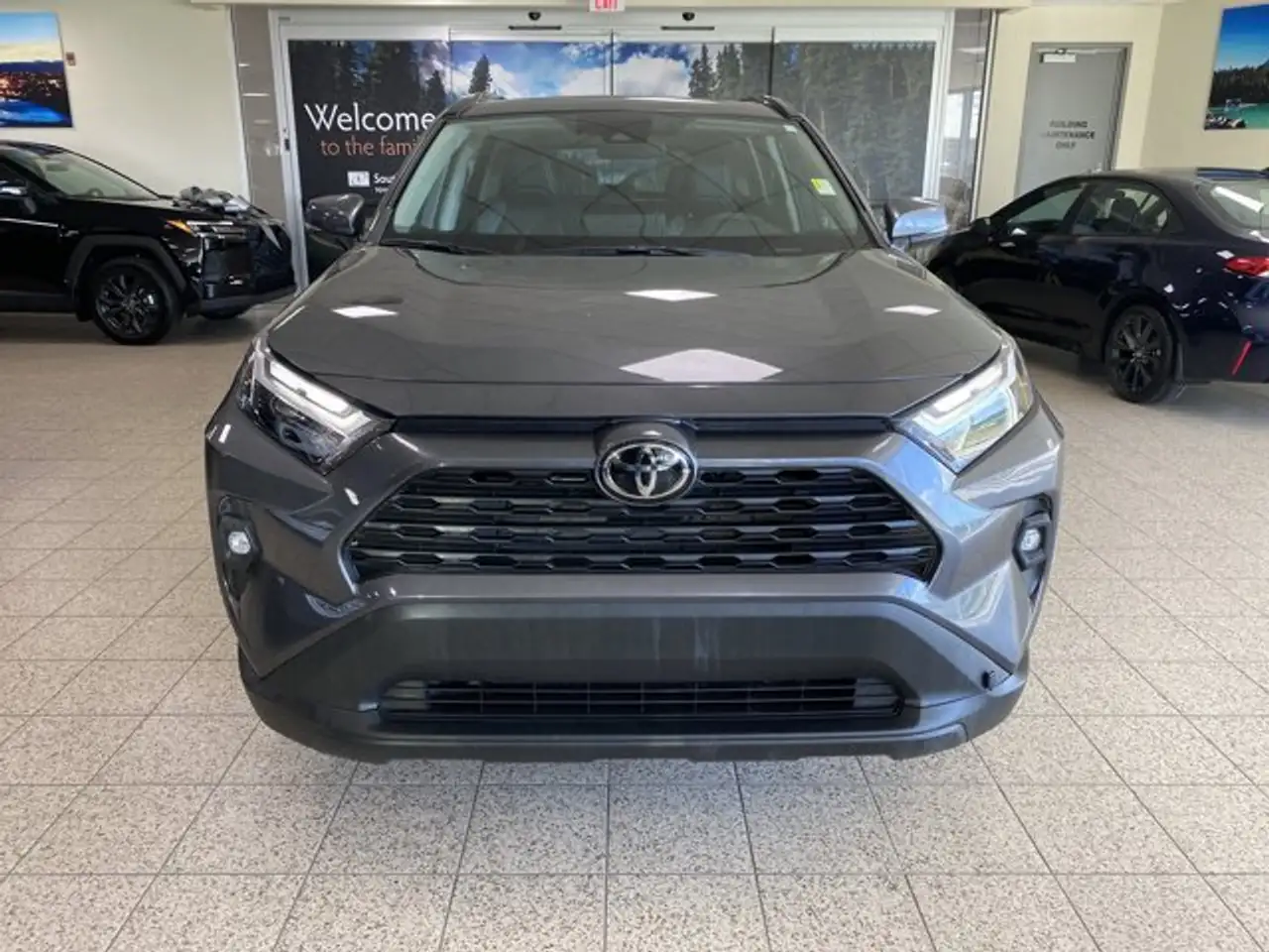 Toyota RAV 4 снимка Toyota RAV 4