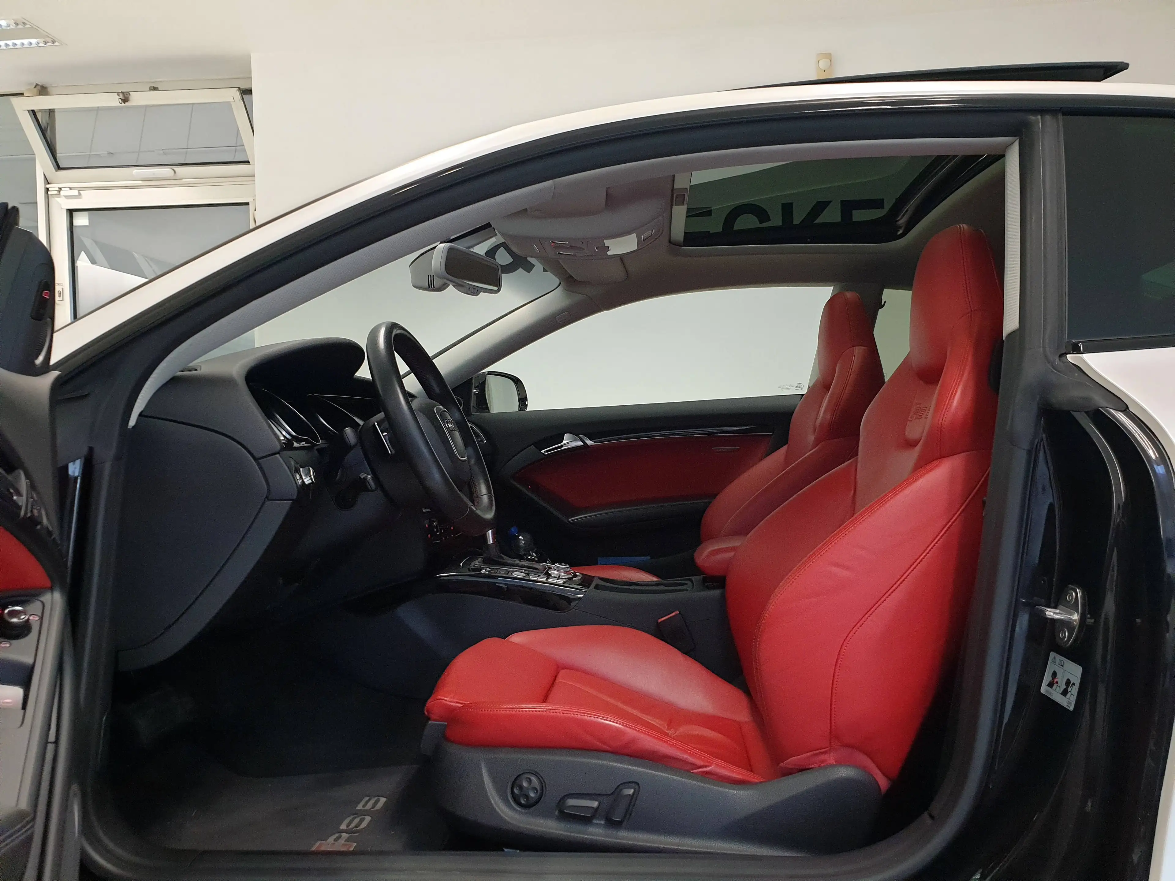 Audi RS5 RS5 4,2 FSI Quattro S Tronic Ex-Fußballer-Auto — photo 9