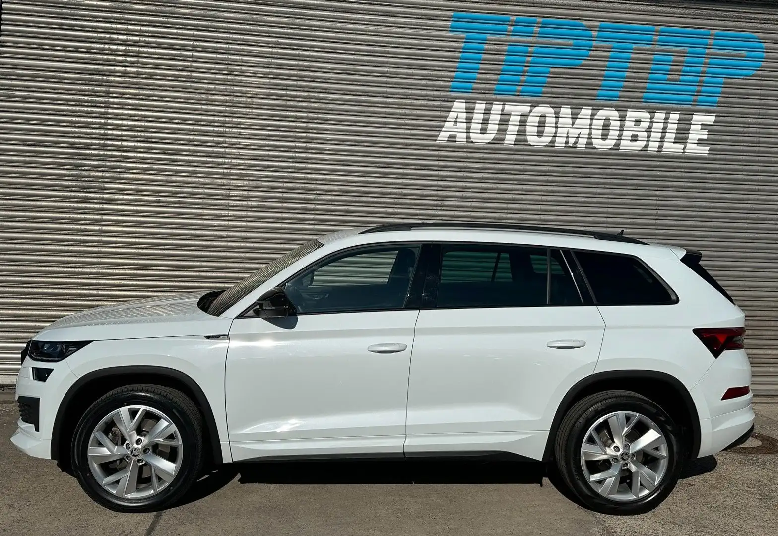 Skoda Kodiaq Sportline 4x4*7-SITZE*MATRIX*VIRTUAL*AHK* Weiß - 2