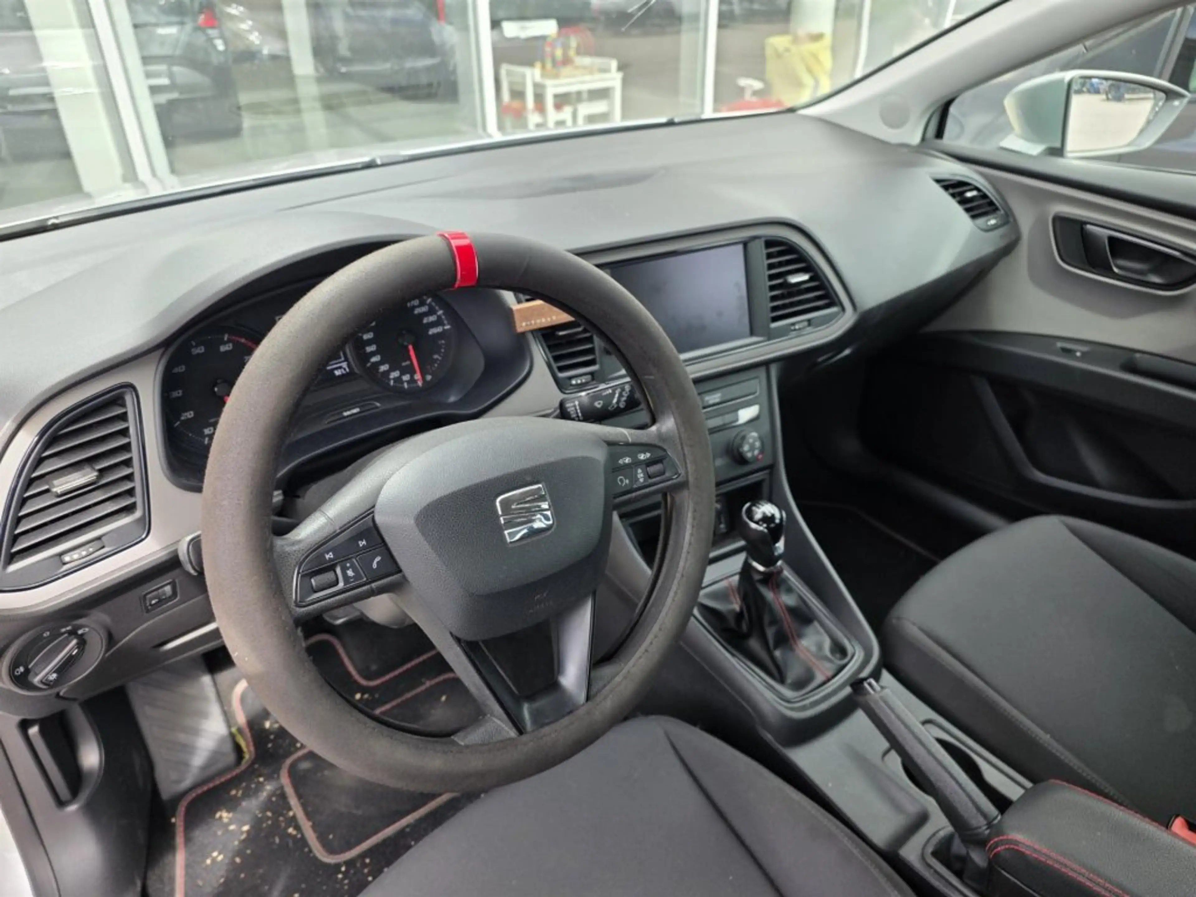 SEAT Leon ST Reference 1,2 TSI — photo 5