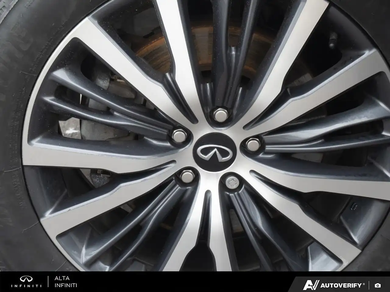 Infiniti QX60 photo Infiniti QX60