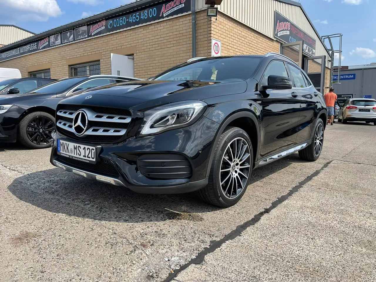 Mercedes-Benz GLA 220