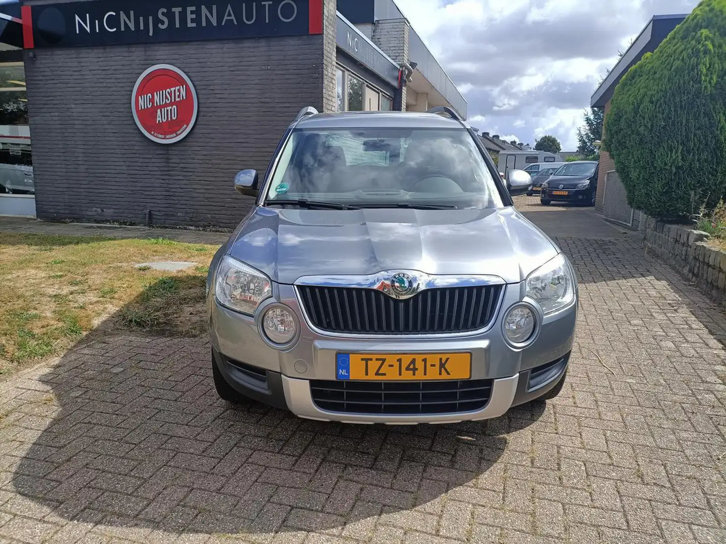 Skoda Yeti 1.4 TSI Ambition Navigatie, Stoelverwarming Gris - 2