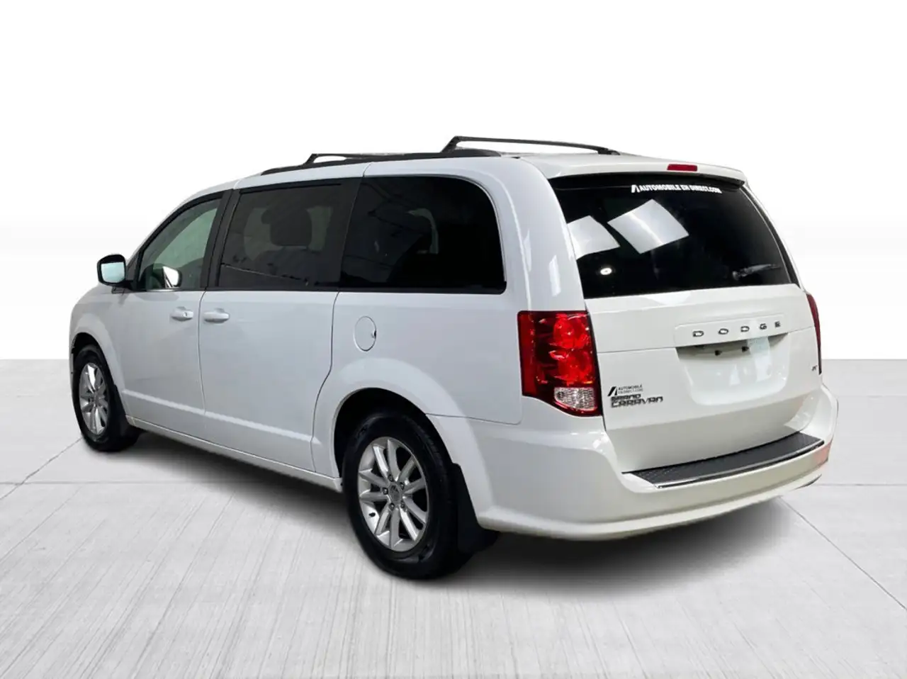 Dodge Grand Caravan снимка Dodge Grand Caravan