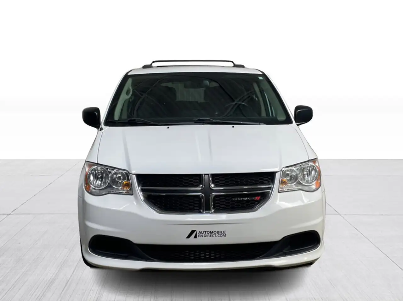 Dodge Grand Caravan снимка Dodge Grand Caravan