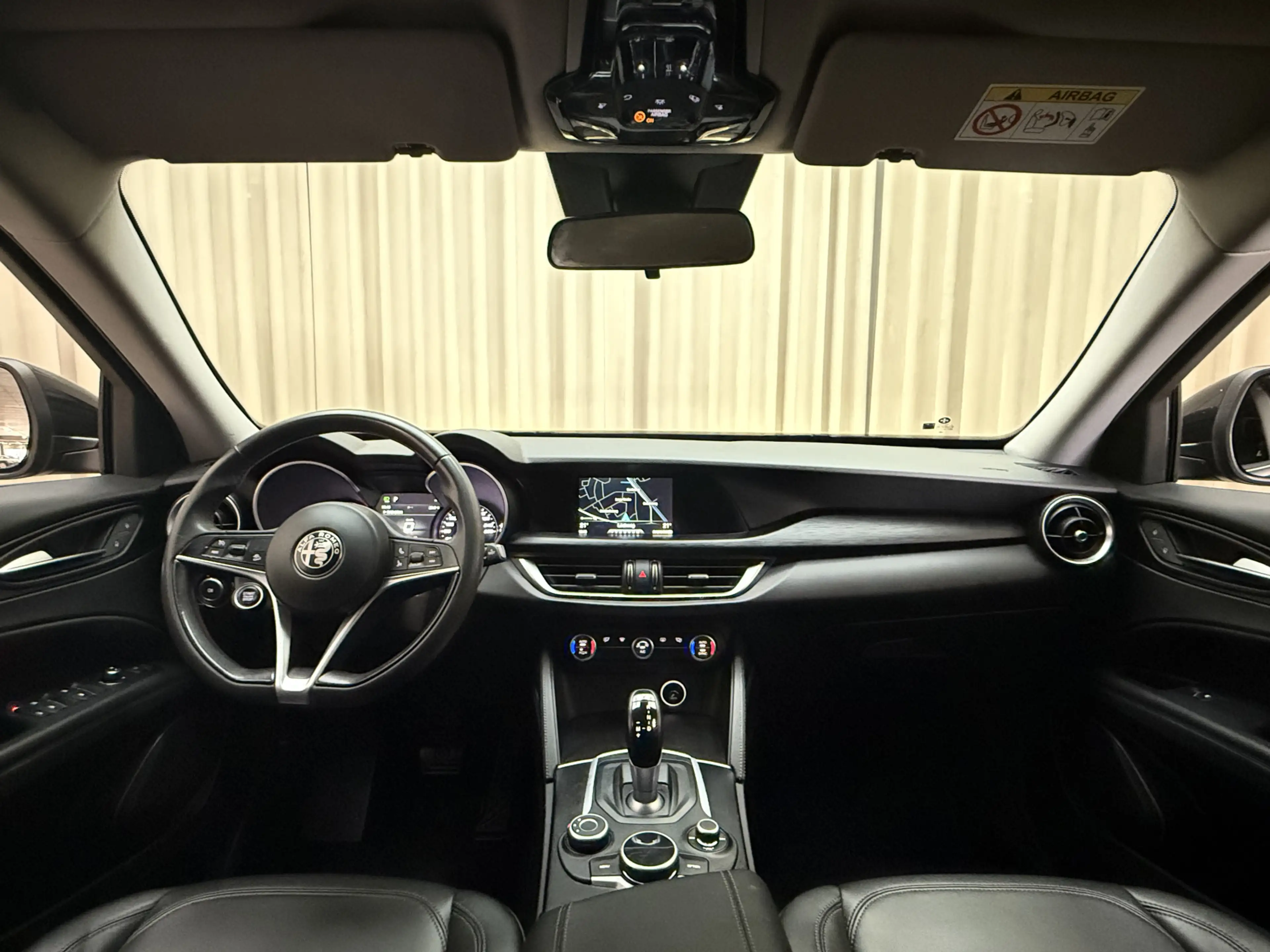 Alfa Romeo Stelvio 2.0 T AWD Super 287 PK / BLACK EDITION / ABC-Kleps — photo 2