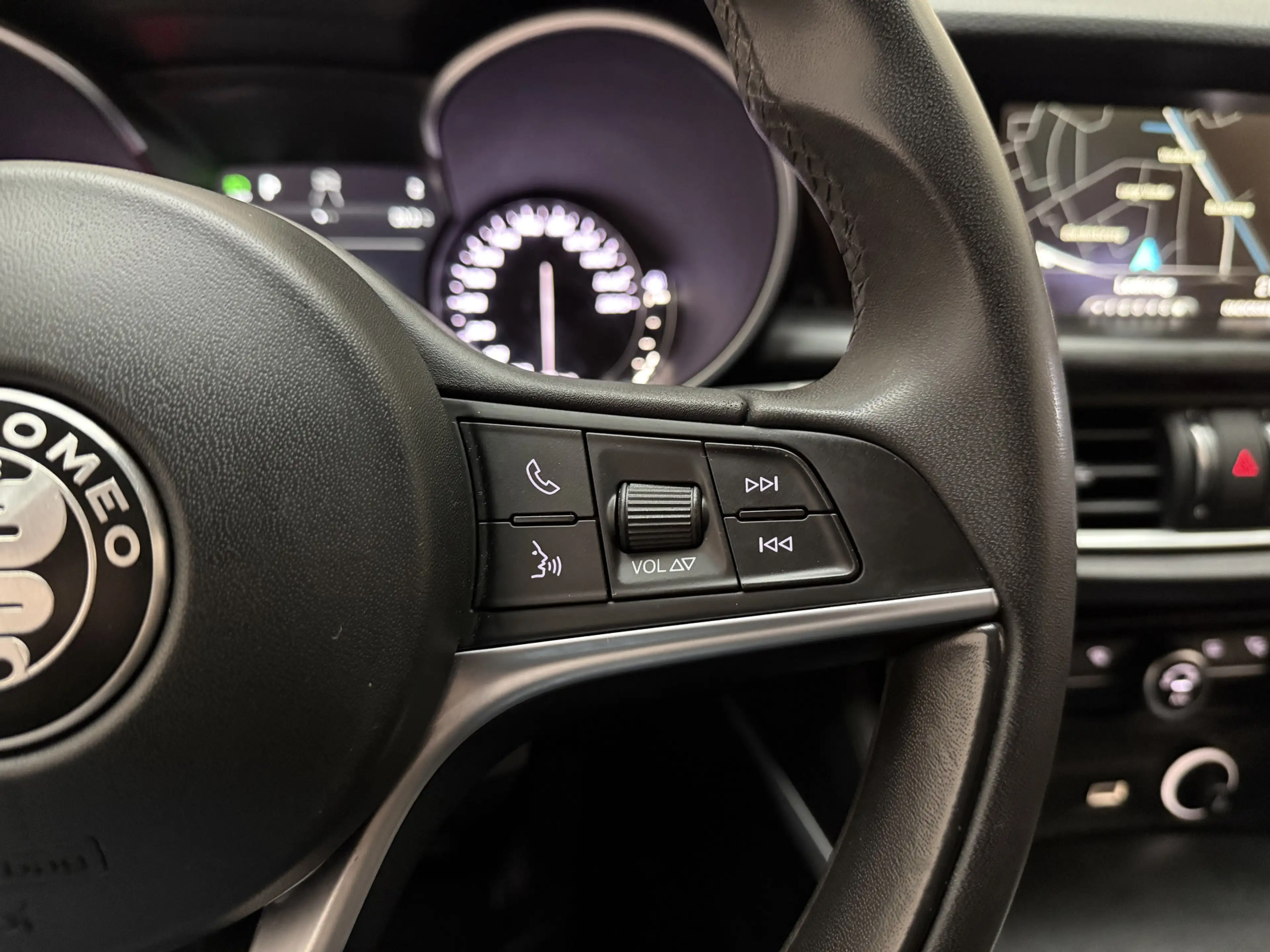 Alfa Romeo Stelvio 2.0 T AWD Super 287 PK / BLACK EDITION / ABC-Kleps — photo 35