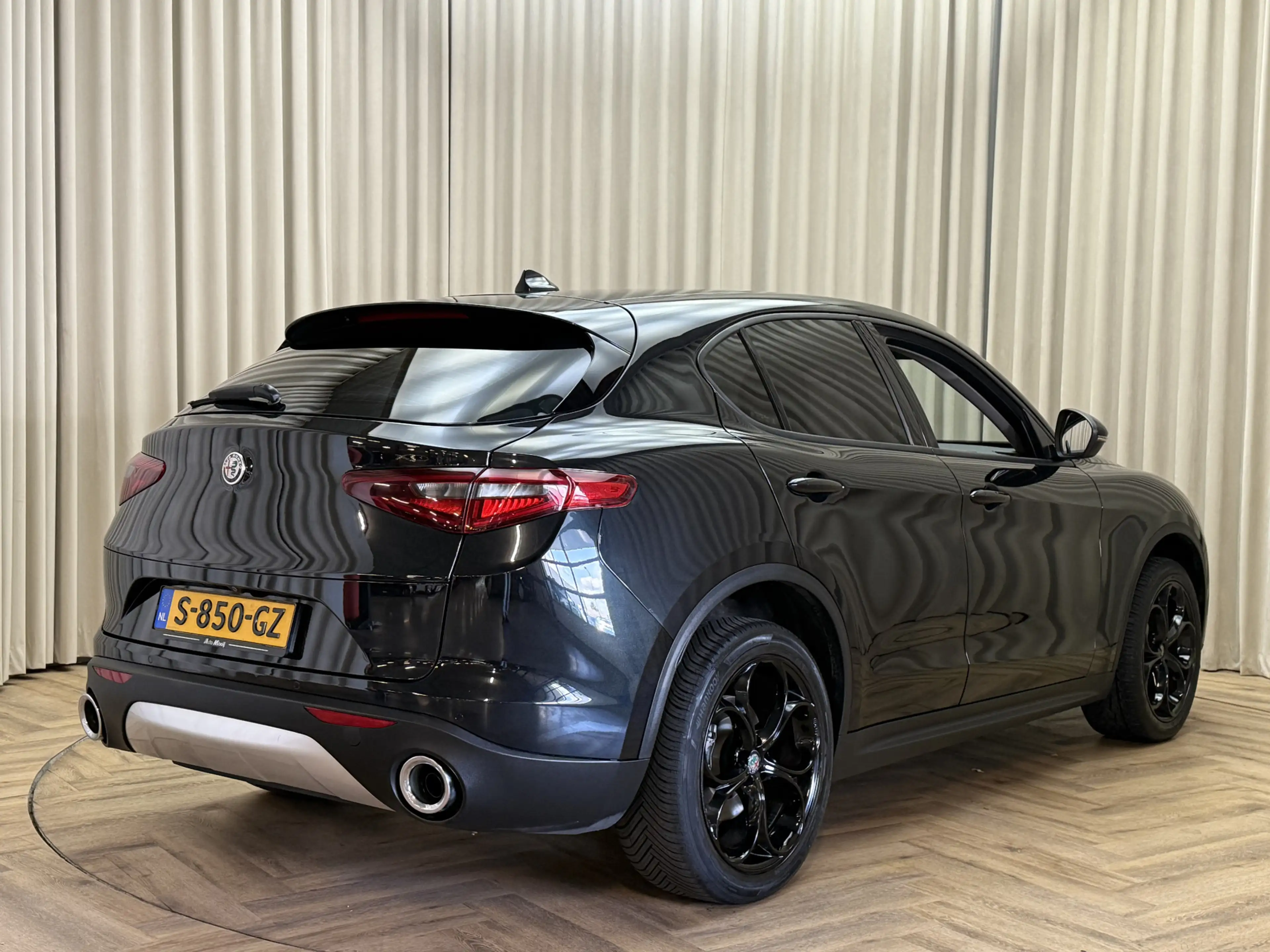 Alfa Romeo Stelvio 2.0 T AWD Super 287 PK / BLACK EDITION / ABC-Kleps — photo 26