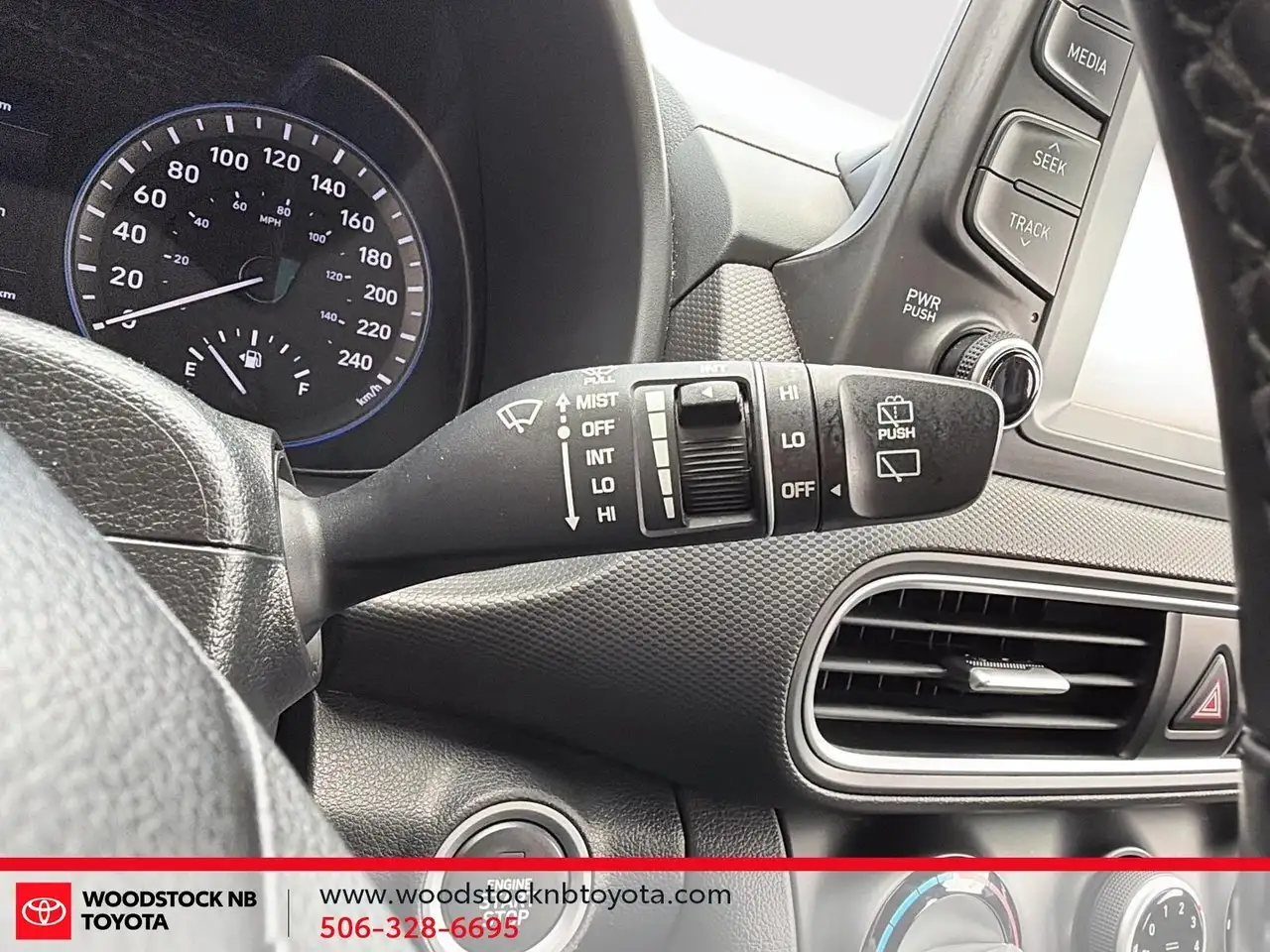 Hyundai KONA photo Hyundai KONA