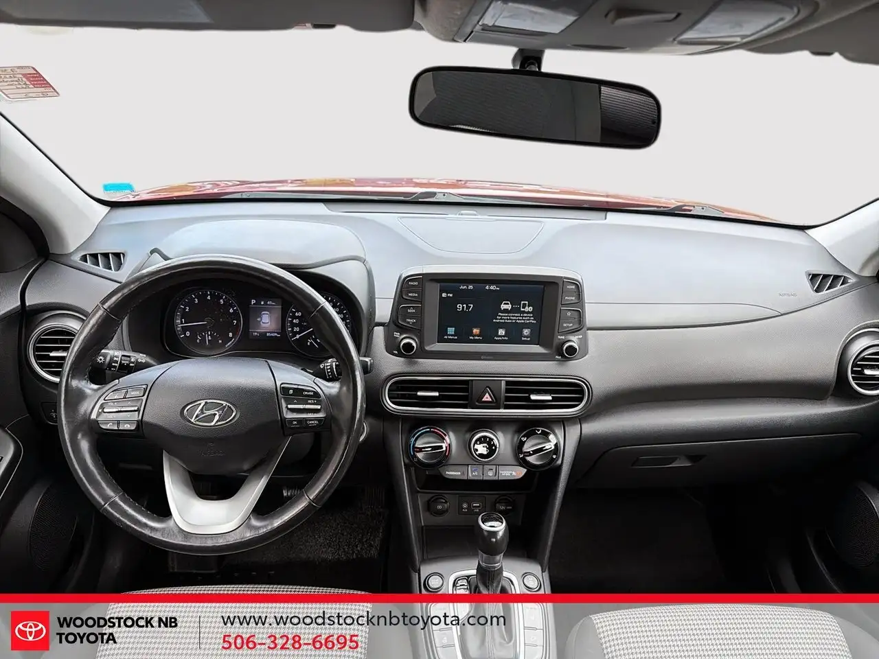 Hyundai KONA photo Hyundai KONA