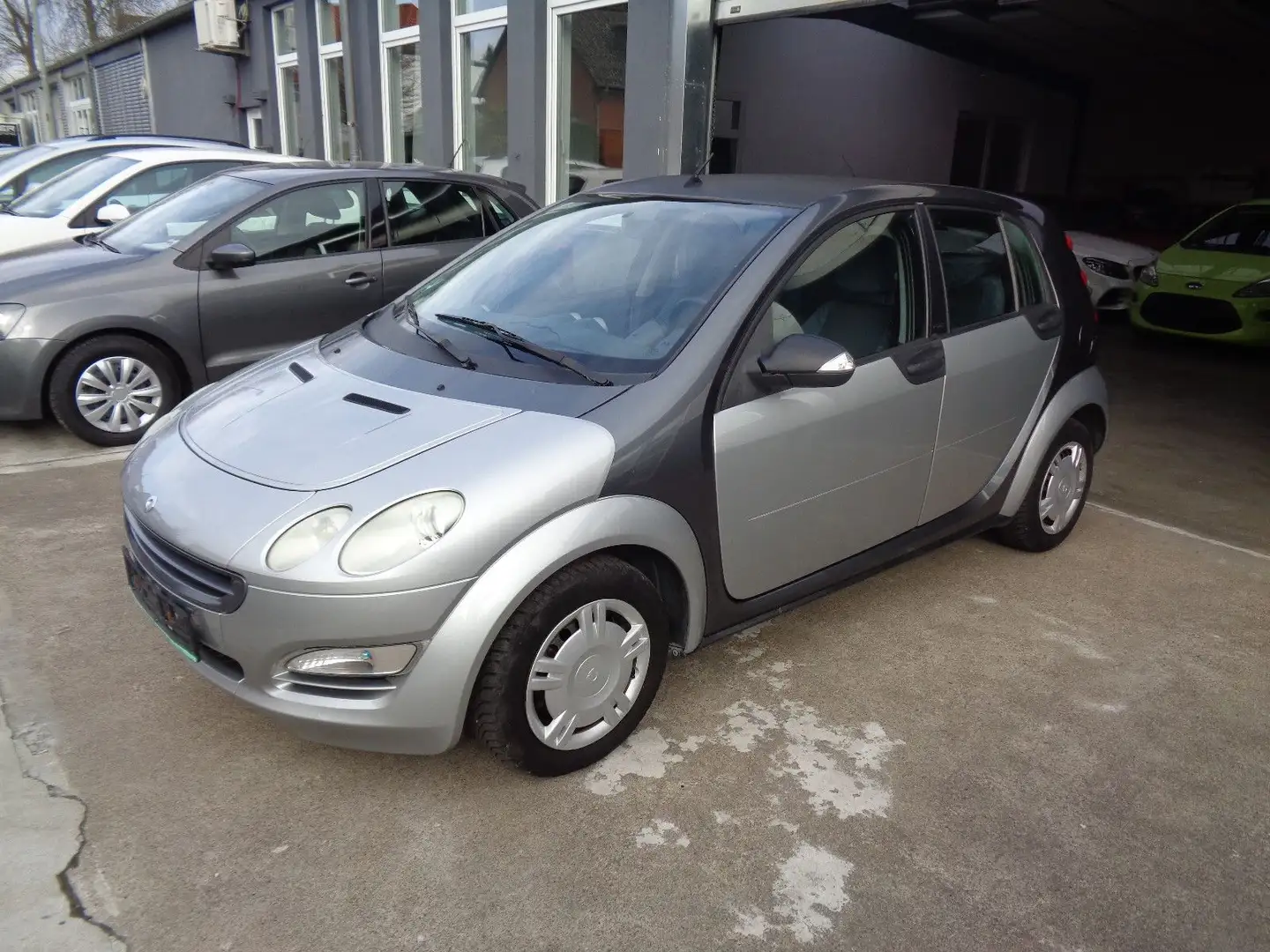 smart forFour 1,1 pulse Klima Sitzh. TÜV Neu Silber - 1