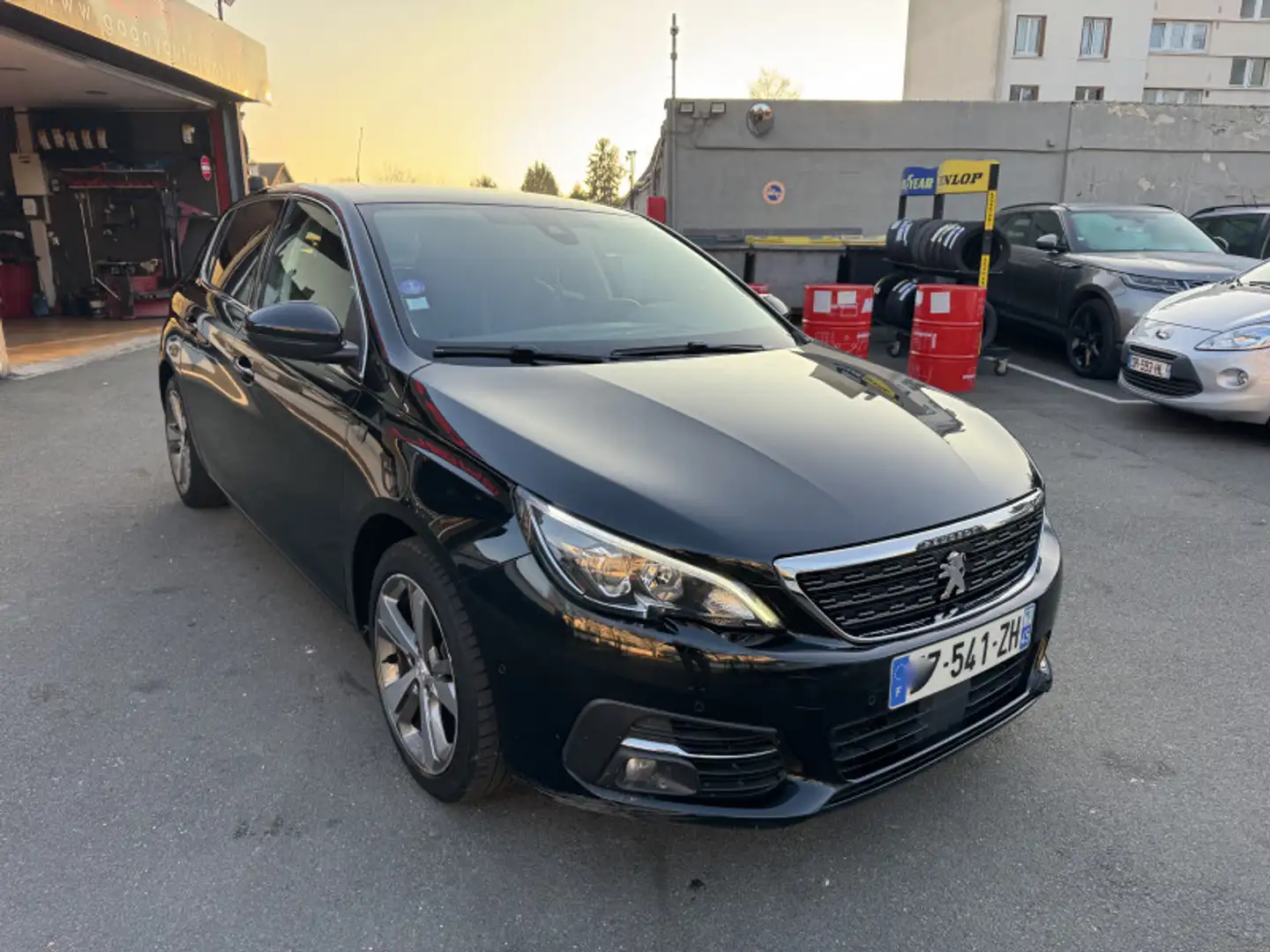 Peugeot 308 1.2 PURETECH 110CH E6.C S\u0026S TECH EDITION Noir - 2