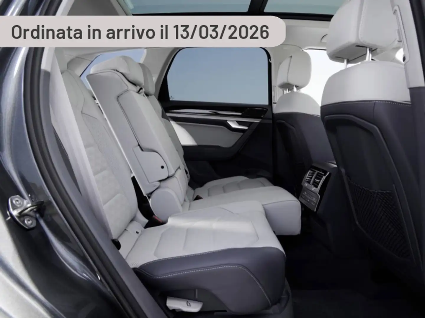Volkswagen Touareg 3.0 V6 TDI 286 CV SCR R-Line Argento - 1