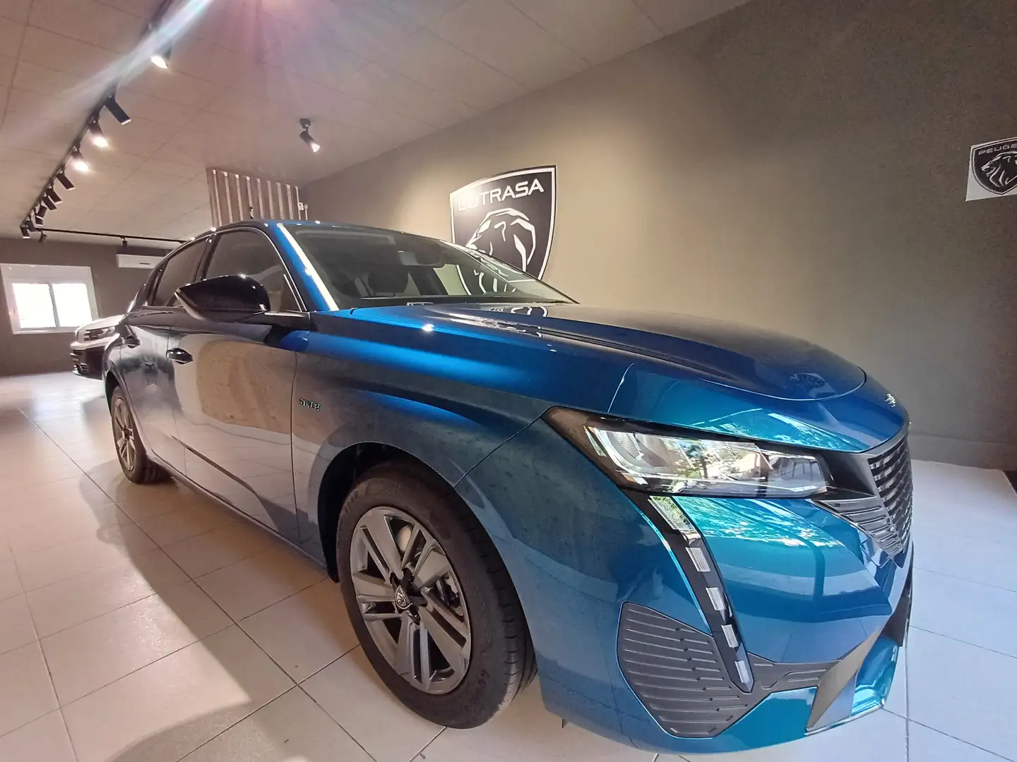 Peugeot 308 1.2 Hybrid Style 136 e-DCS6 - 2