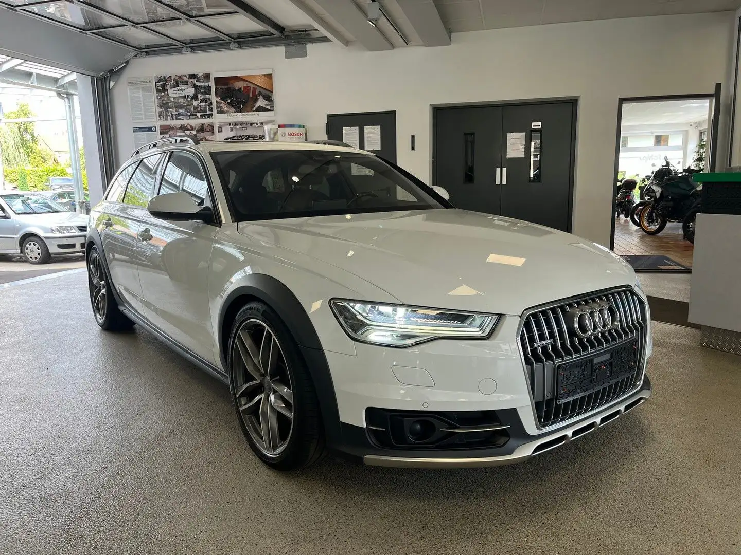 Audi A6 Allroad quattro 3.0 TDI Blanc - 1