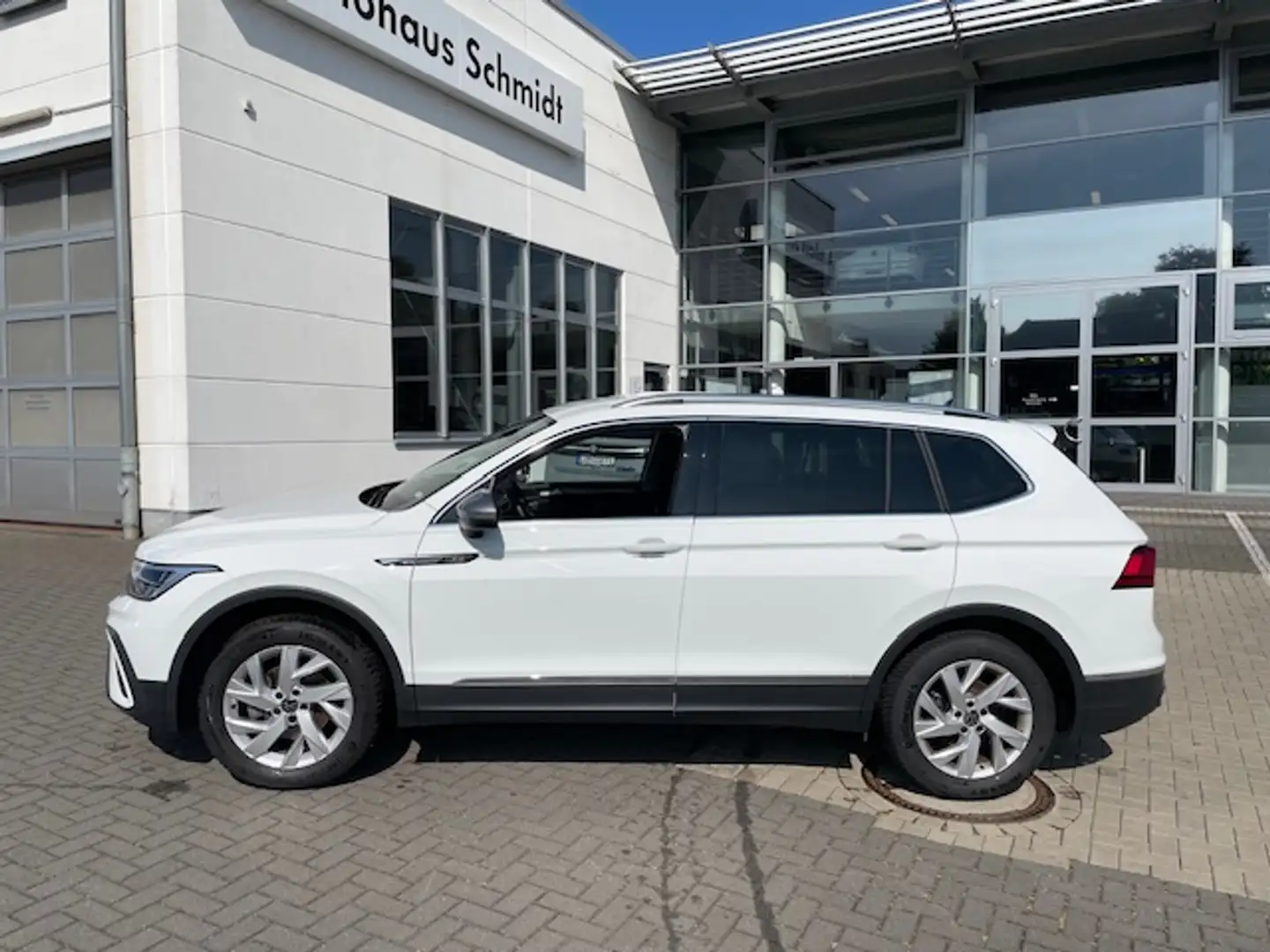 Volkswagen Tiguan Allspace 1.5TSi DSG Life AHK NaviMedia ACC 7-Sitzer 18Zoll Blanc - 2