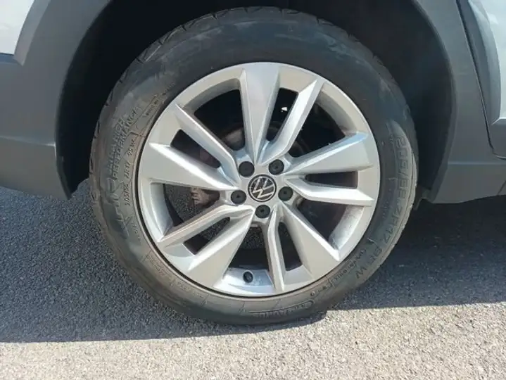 Volkswagen Taigo 2022, foto 3
