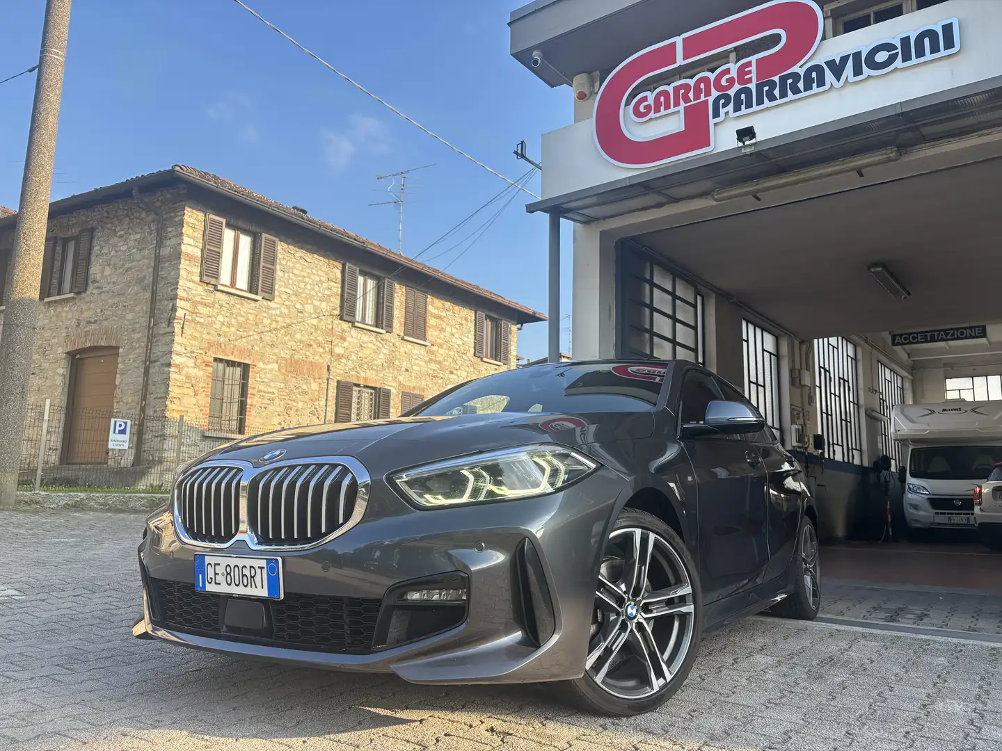 BMW 116 116d Msport auto Gri - 1