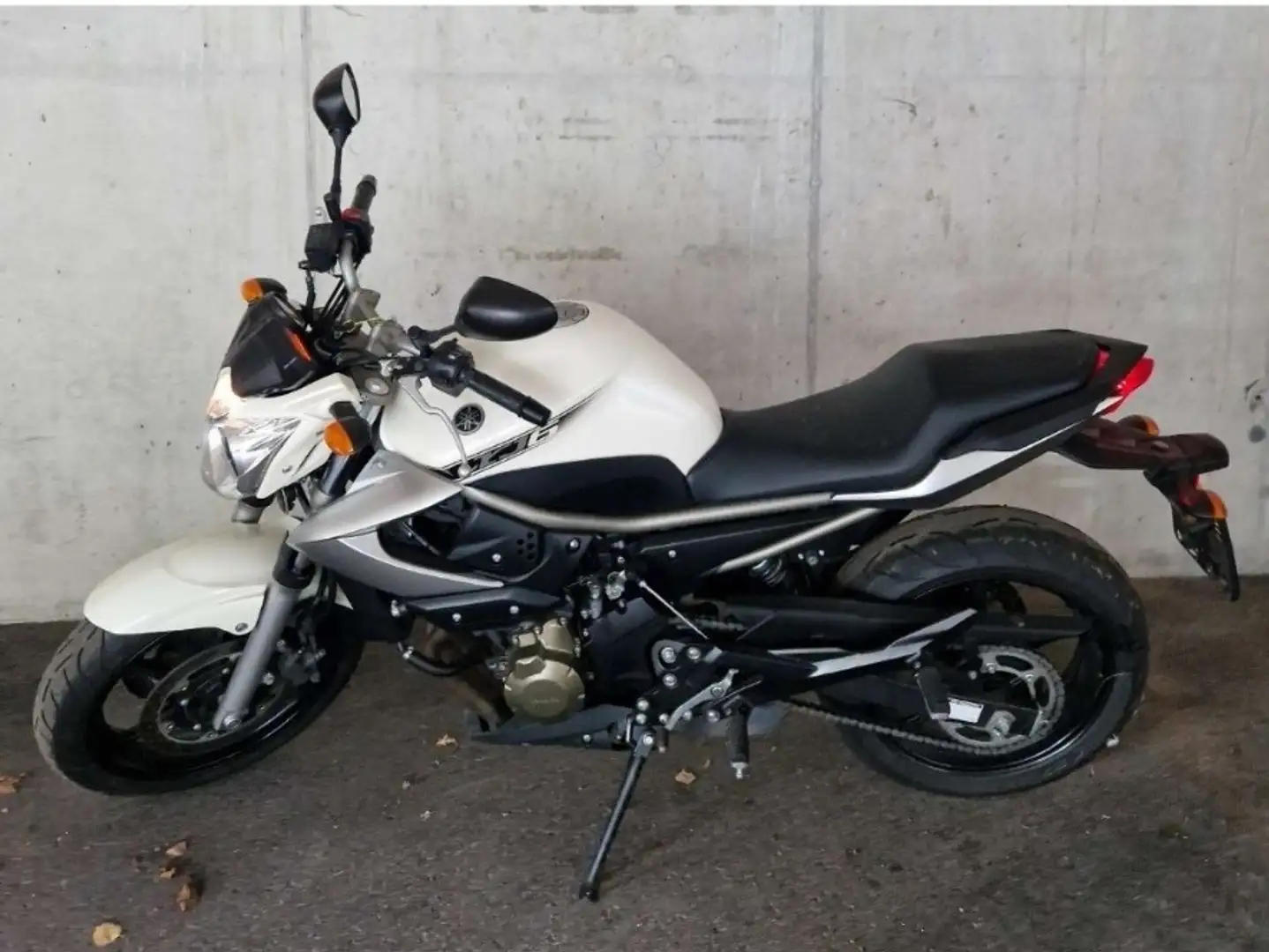 Yamaha XJ 6 Blanc - 2