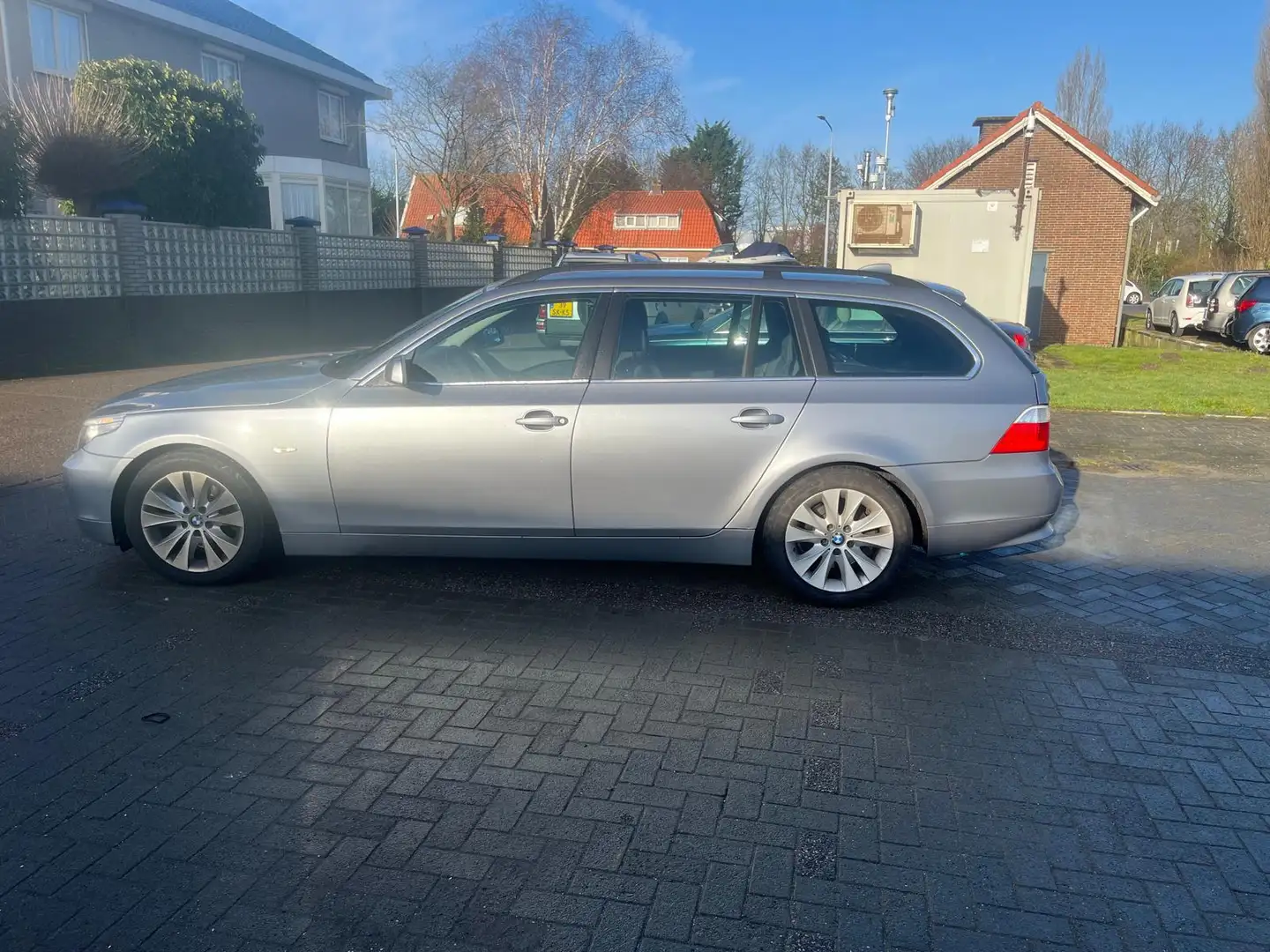 BMW 525 5-serie Touring 525i automaat ecc trekhaak apk ja Grau - 2