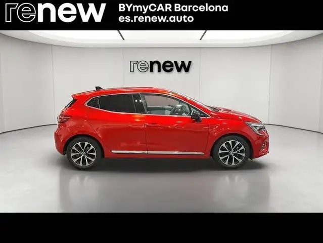 Renault Clio view 2