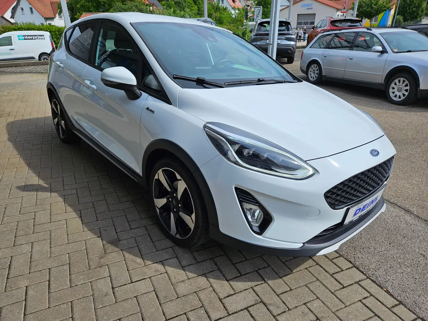 Ford Fiesta Active Colourline Blanc - 2